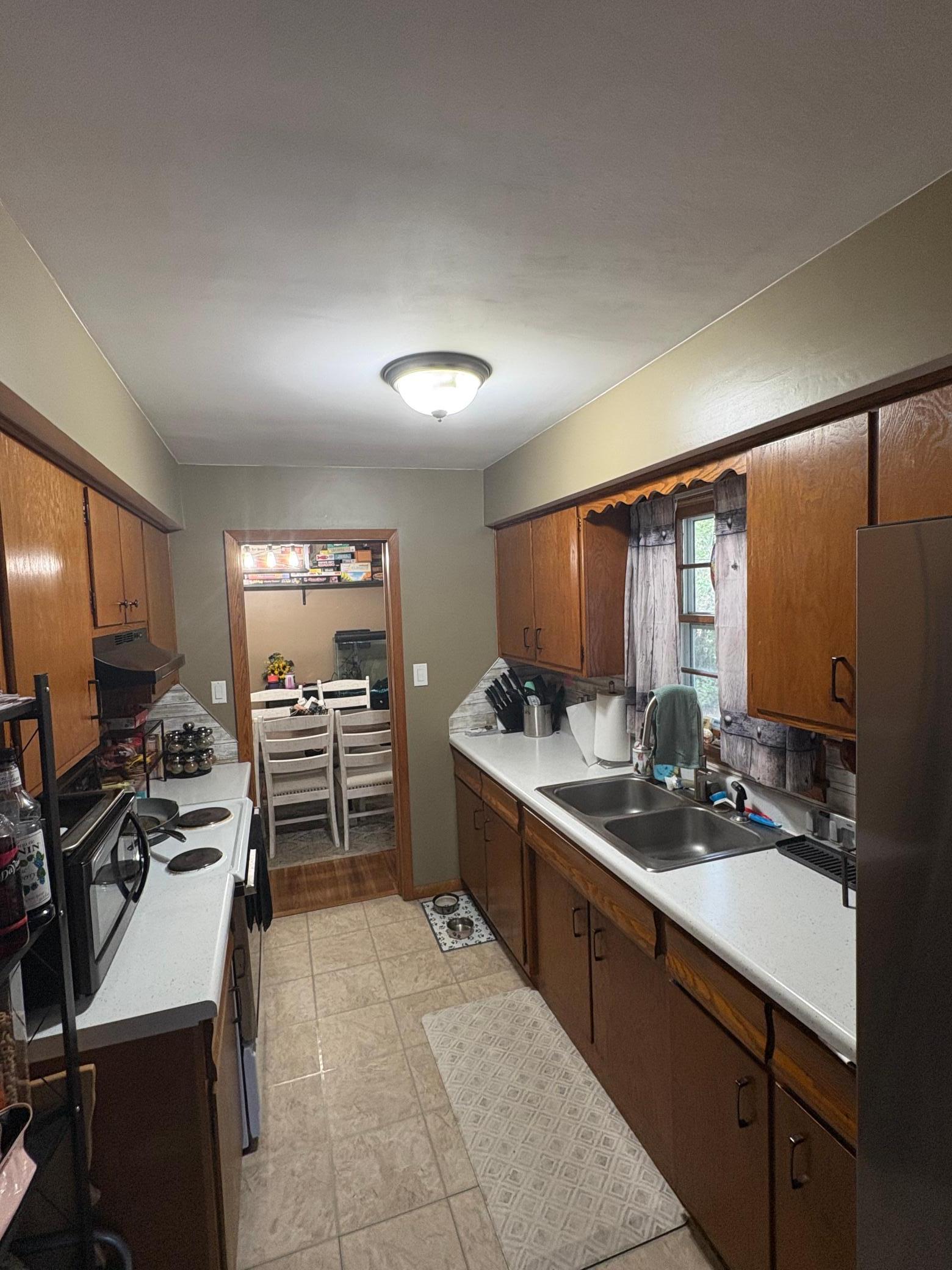 1118 Broadway Street Property Photo 6