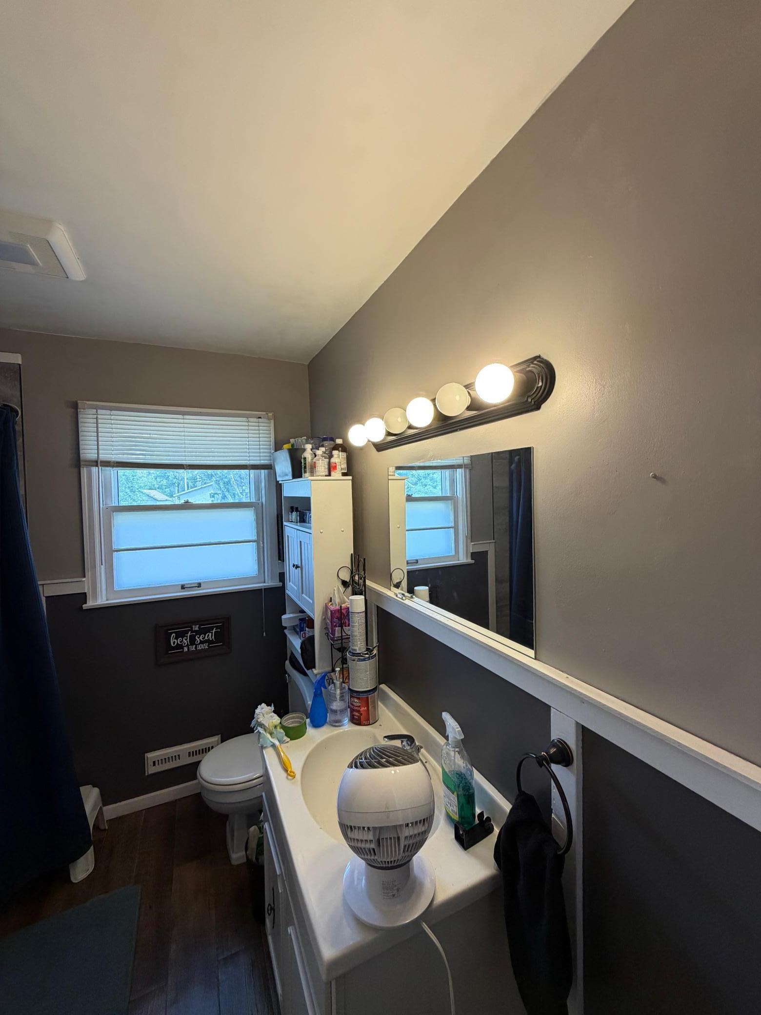 1118 Broadway Street Property Photo 11