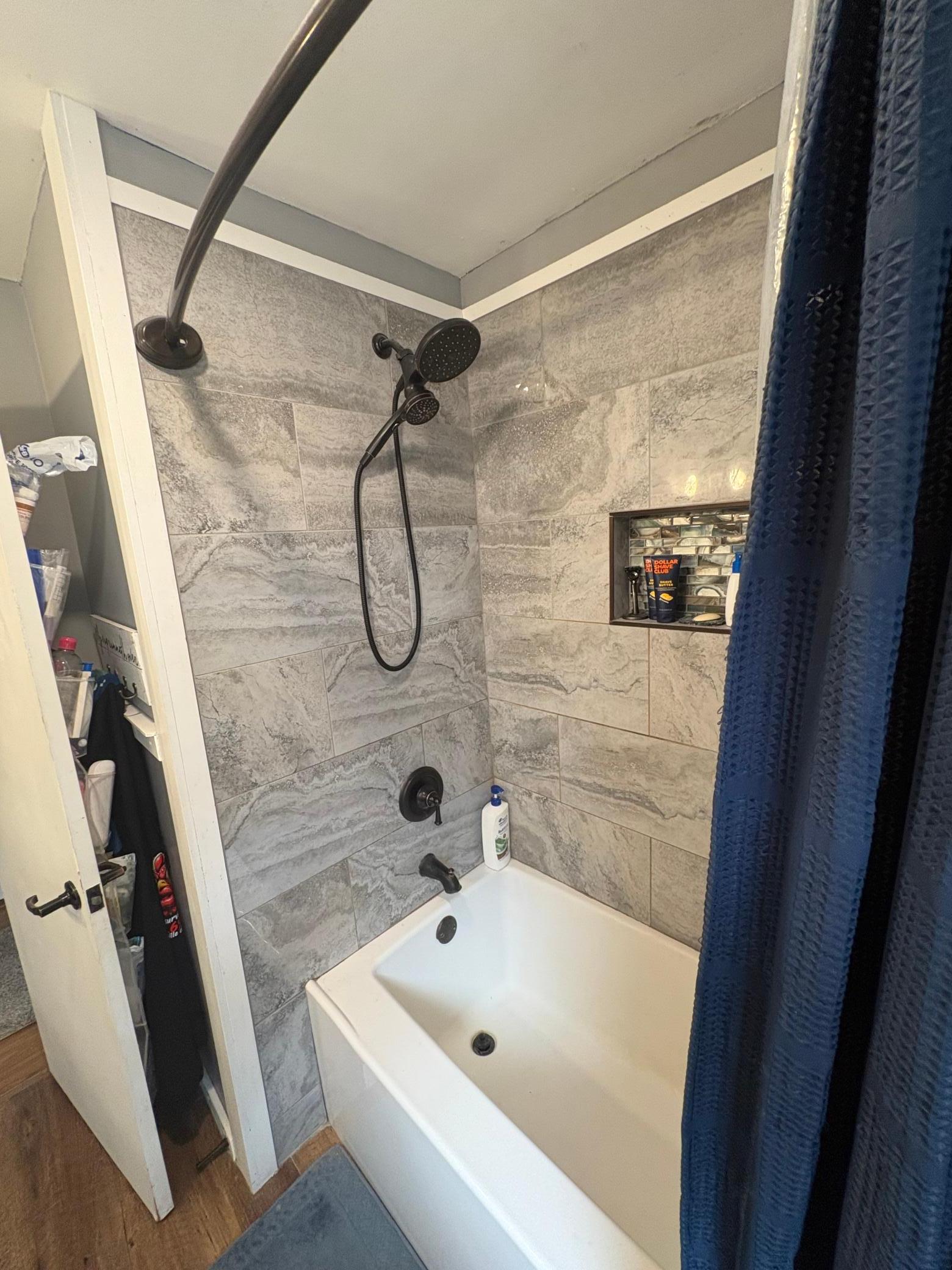 1118 Broadway Street Property Photo 12