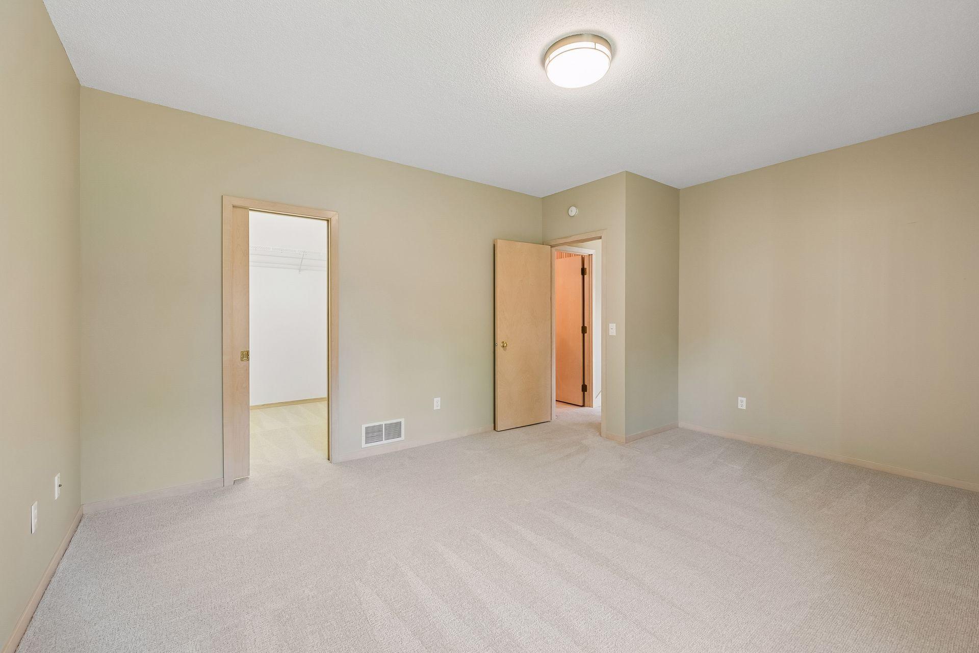 7063 Oak Pointe Curve Property Photo 30