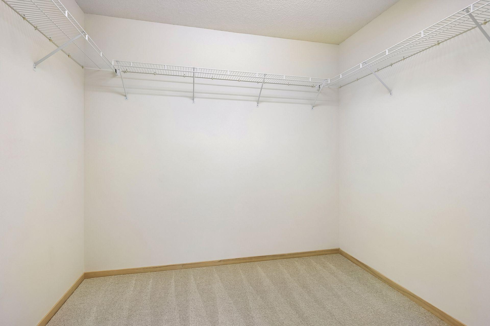 7063 Oak Pointe Curve Property Photo 32