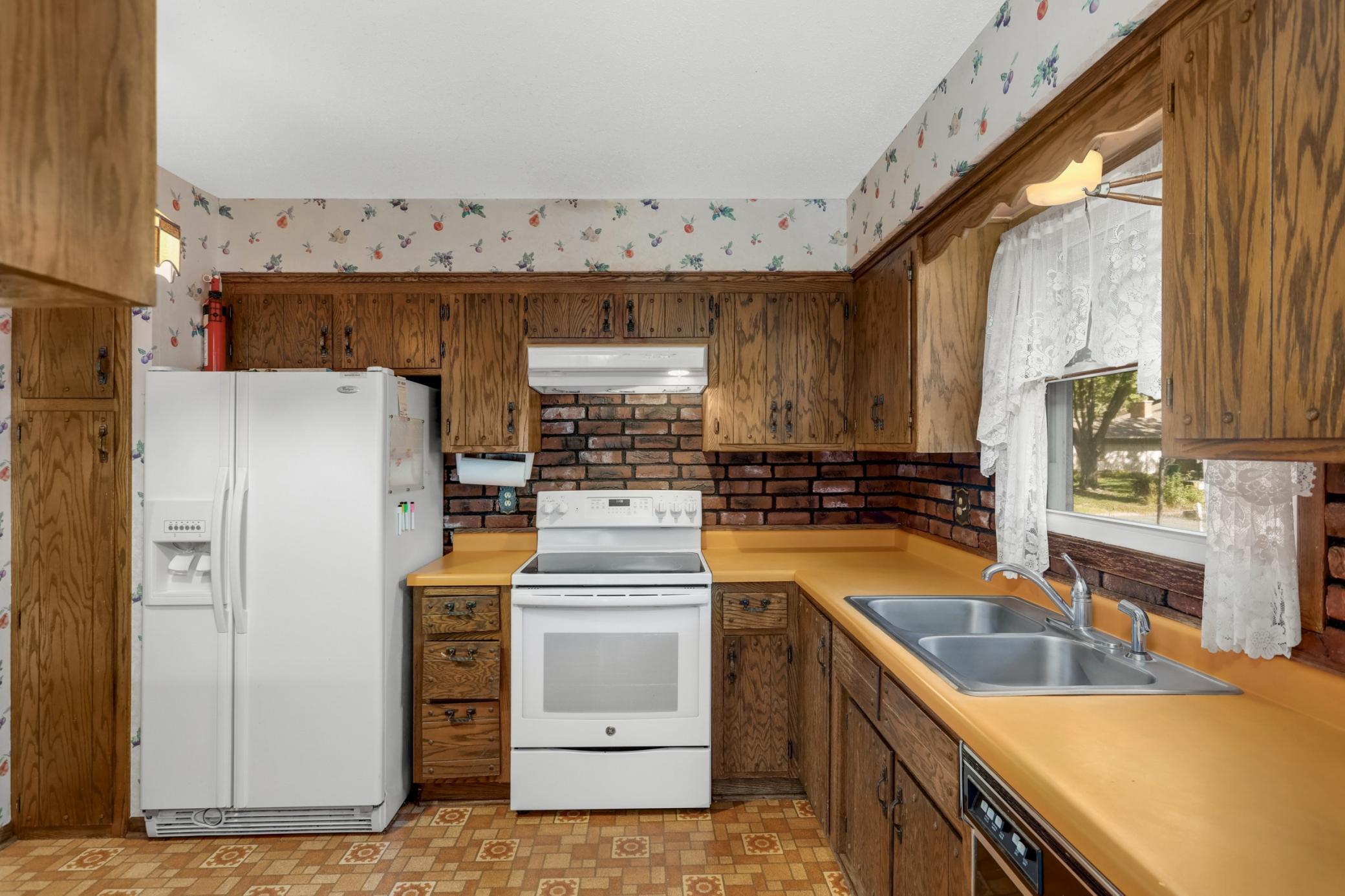 686 Maple Pond Court Property Photo 7