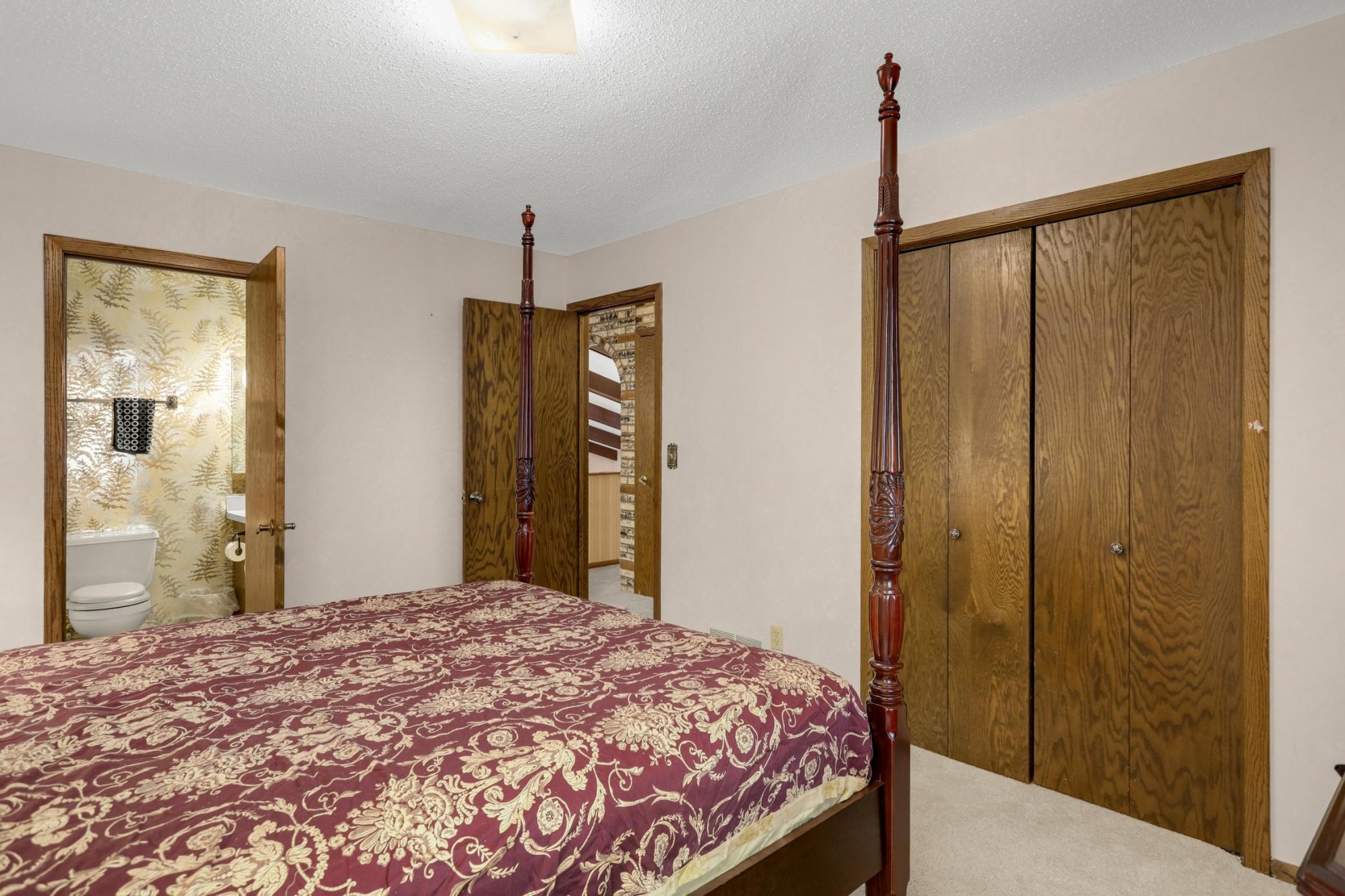 686 Maple Pond Court Property Photo 12