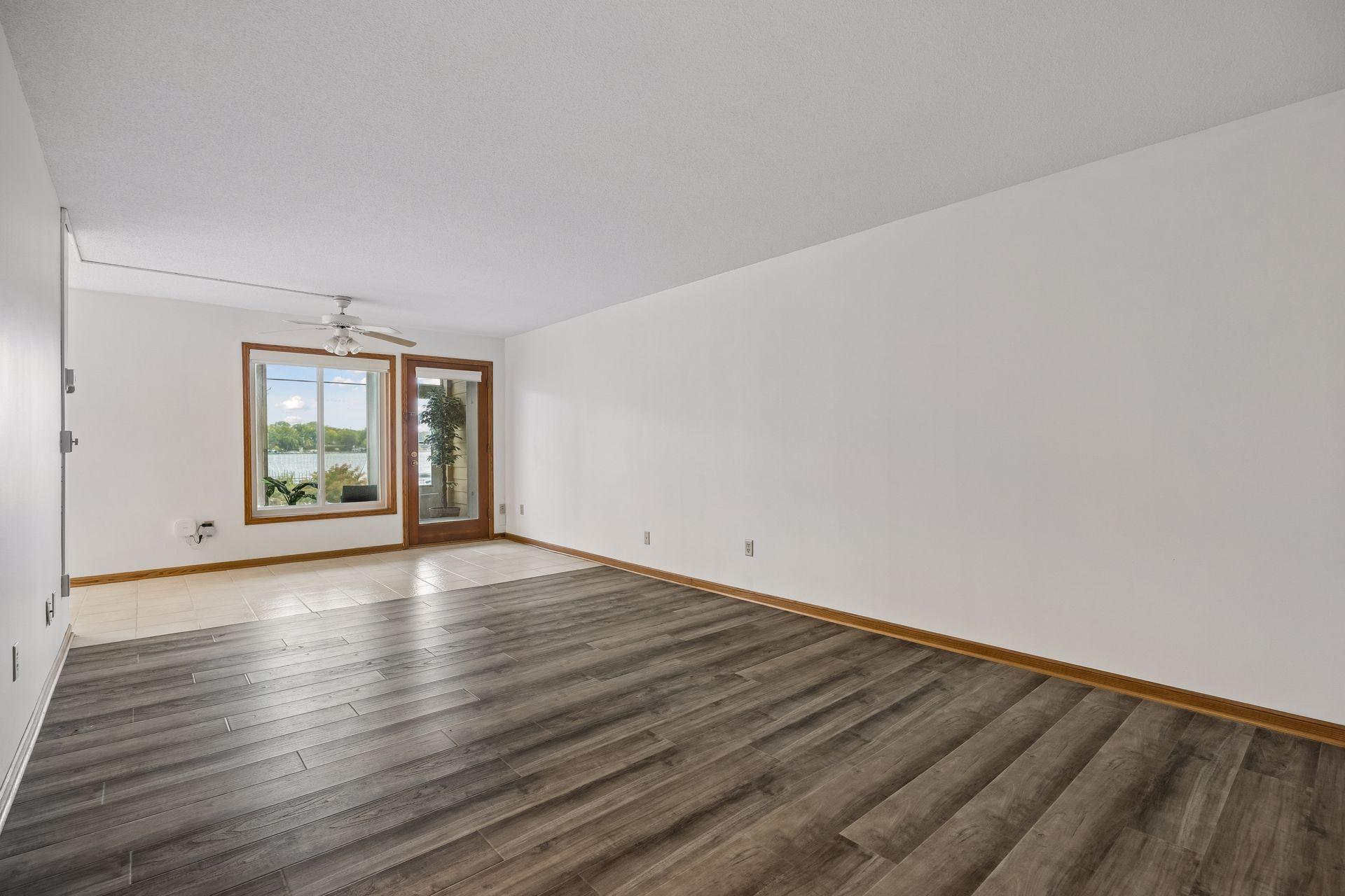 2400 Interlachen Road 119 Property Photo 7