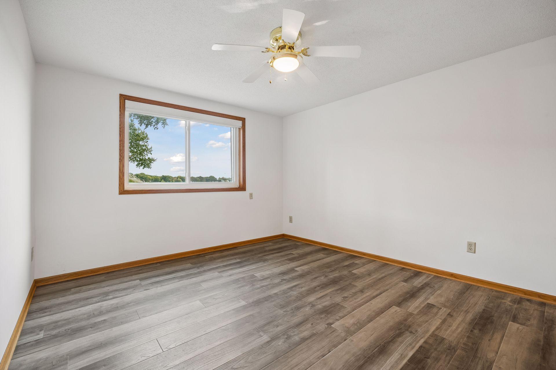 2400 Interlachen Road 119 Property Photo 19