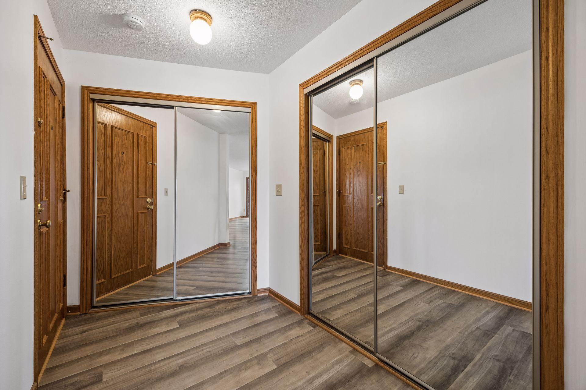 2400 Interlachen Road 119 Property Photo 23