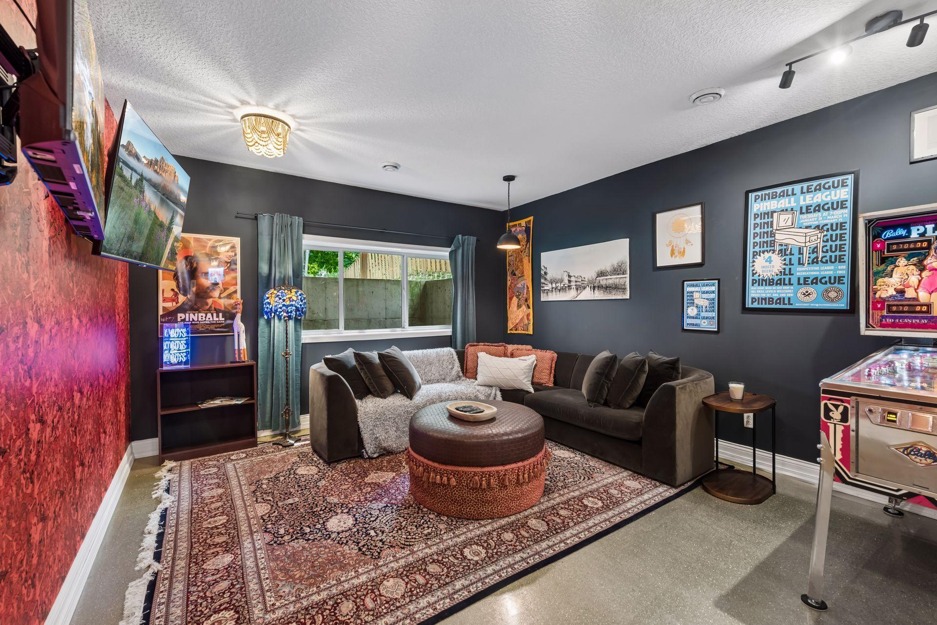 4663 Suffolk Road Property Photo 25