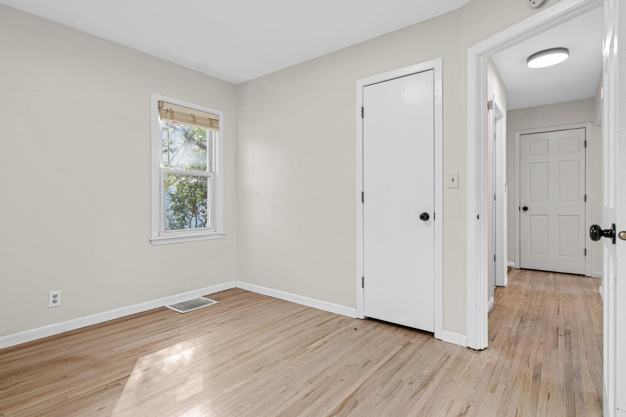 6133 Thomas Avenue S Property Photo 17