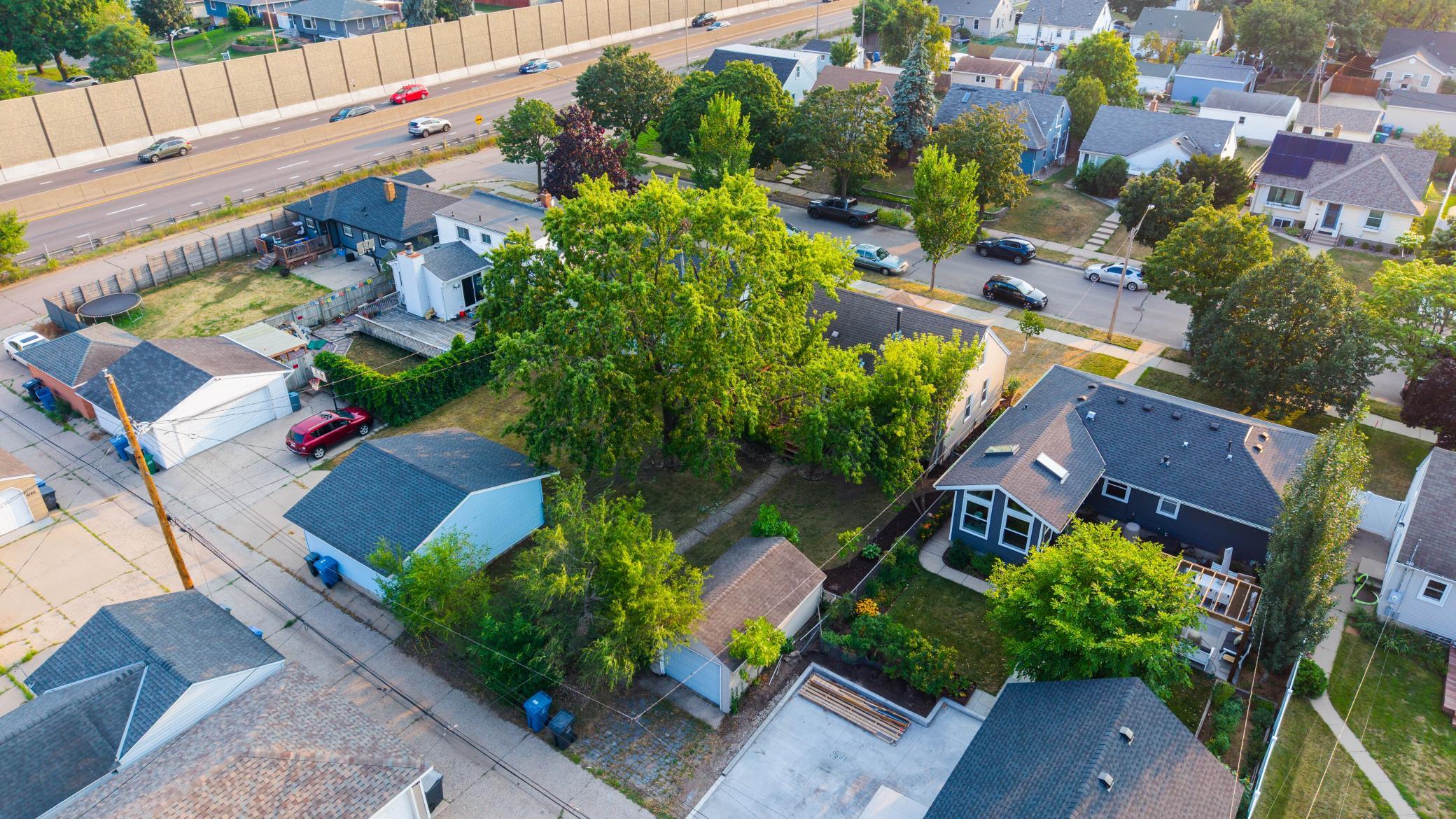 6133 Thomas Avenue S Property Photo 36