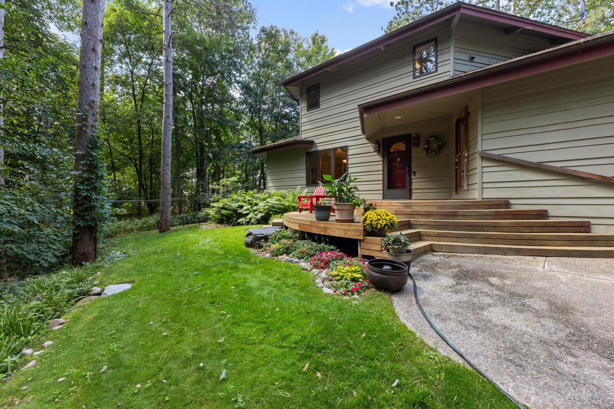 11077 Leisure Lane Property Photo 3