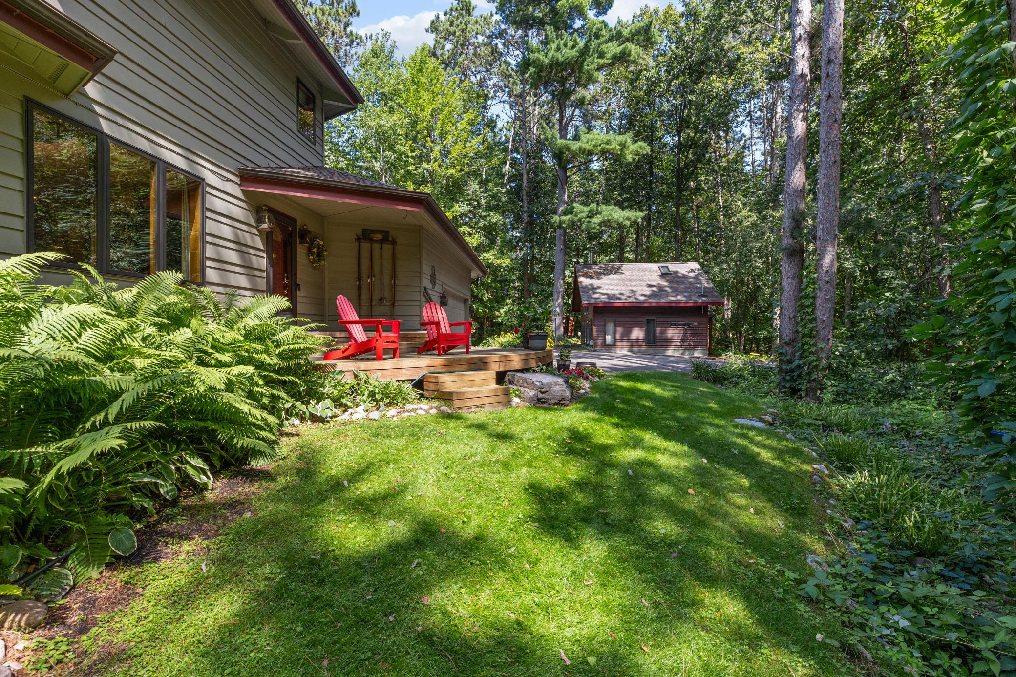 11077 Leisure Lane Property Photo 6