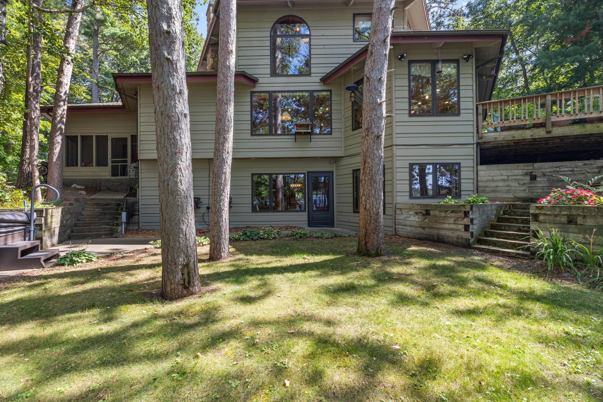 11077 Leisure Lane Property Photo 8