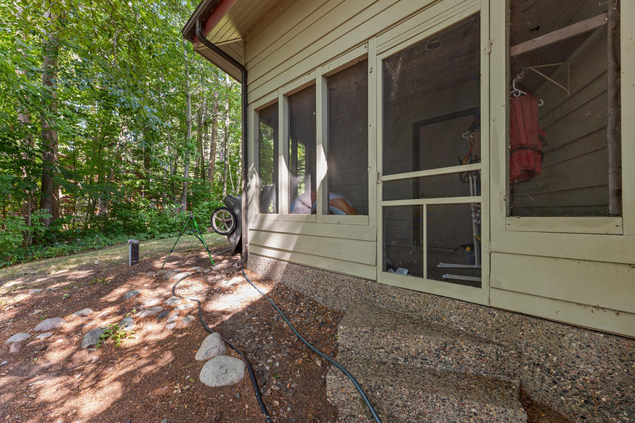 11077 Leisure Lane Property Photo 14