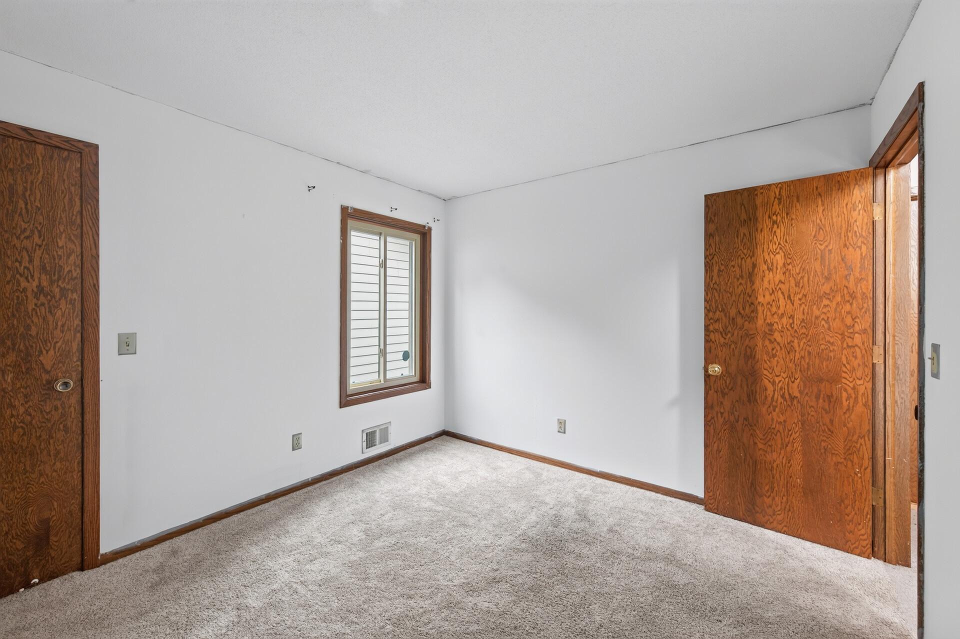 6025 79th Avenue N Property Photo 16