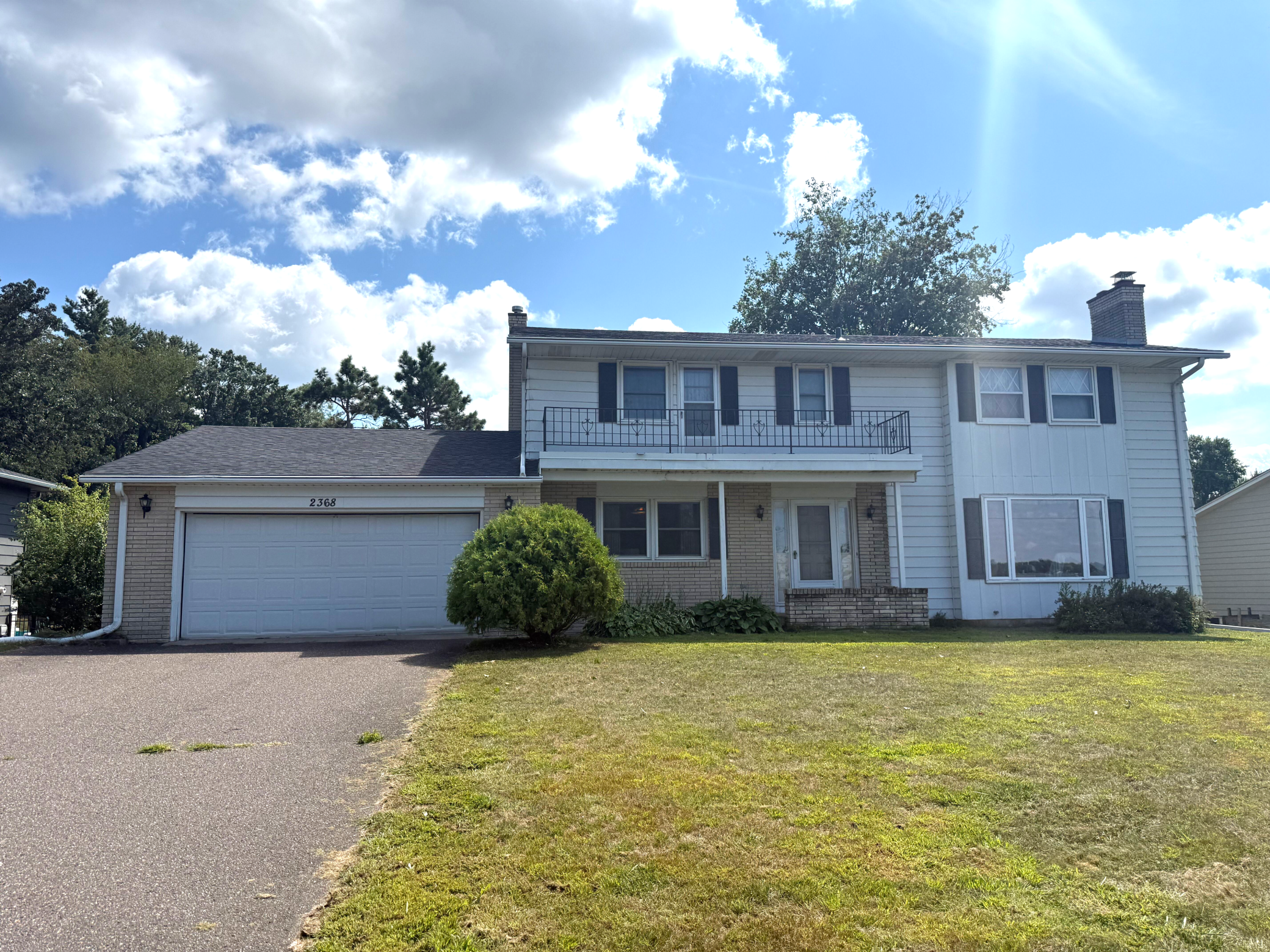 2368 S Shore Boulevard Property Photo 1