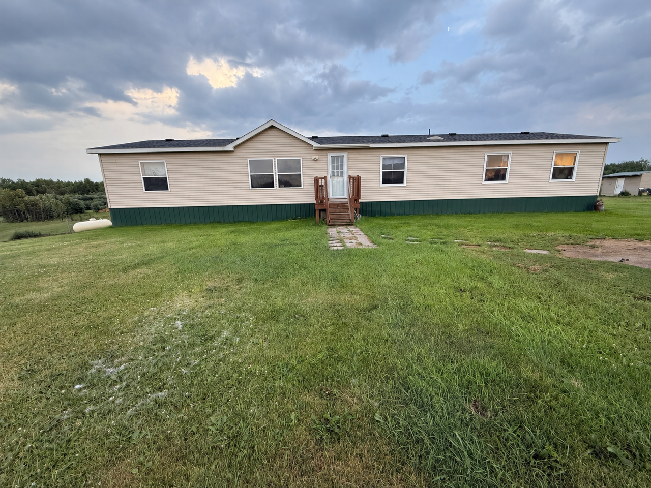 8624 Knappen Hill Road Property Photo 1