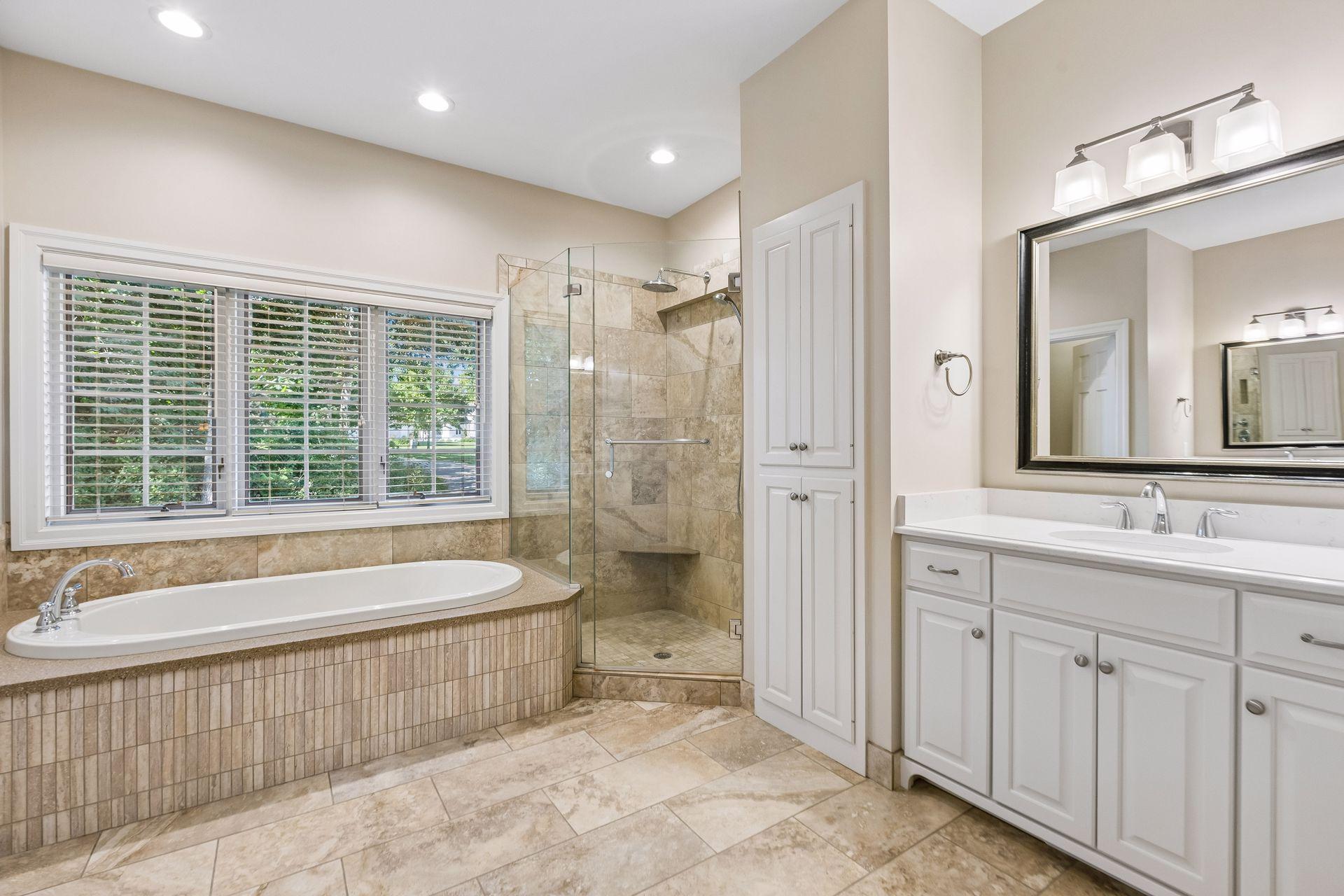 5950 Boulder Bridge Lane Property Photo 35