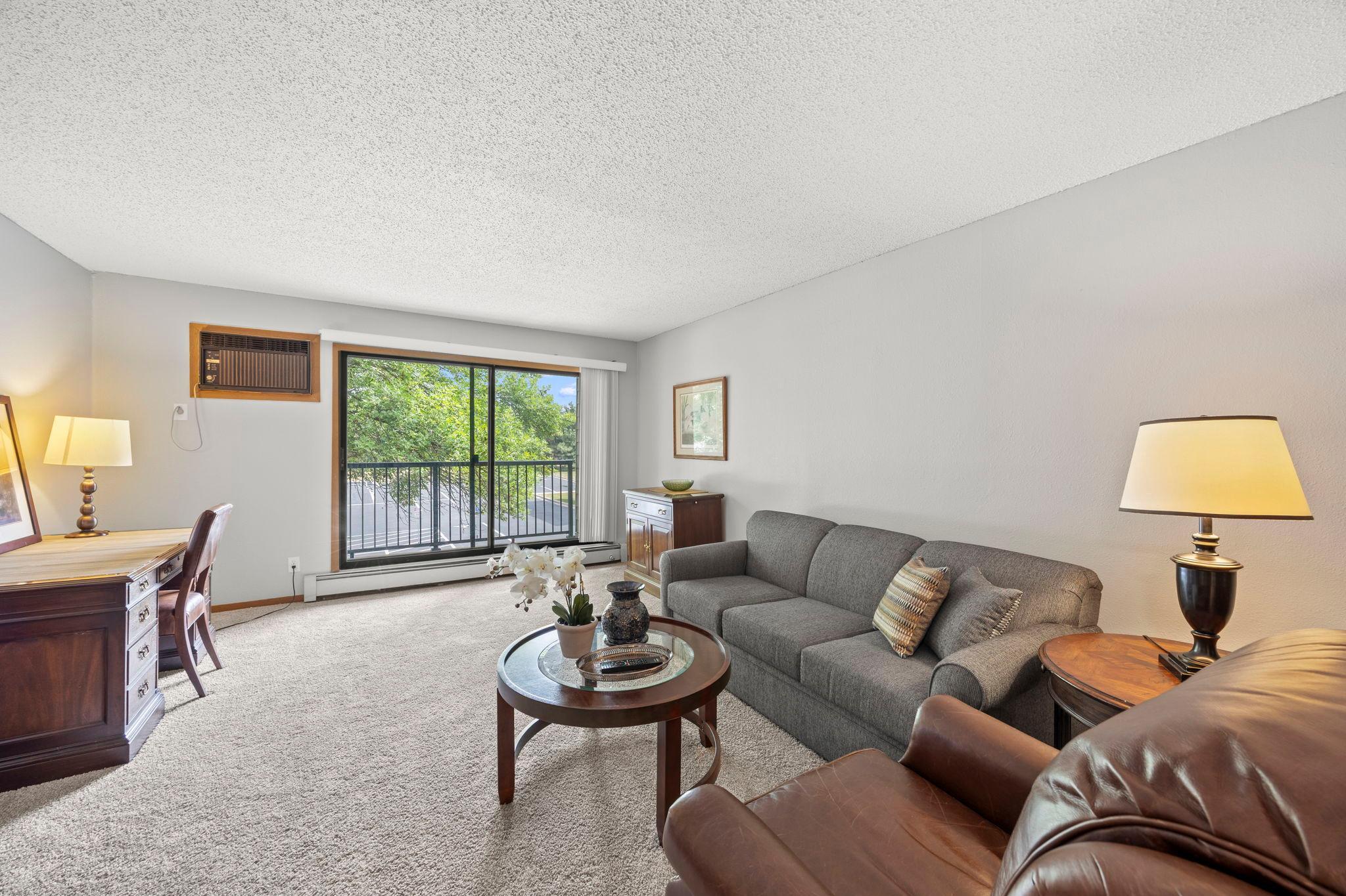 4 Pine Tree Drive 218 Property Photo 1