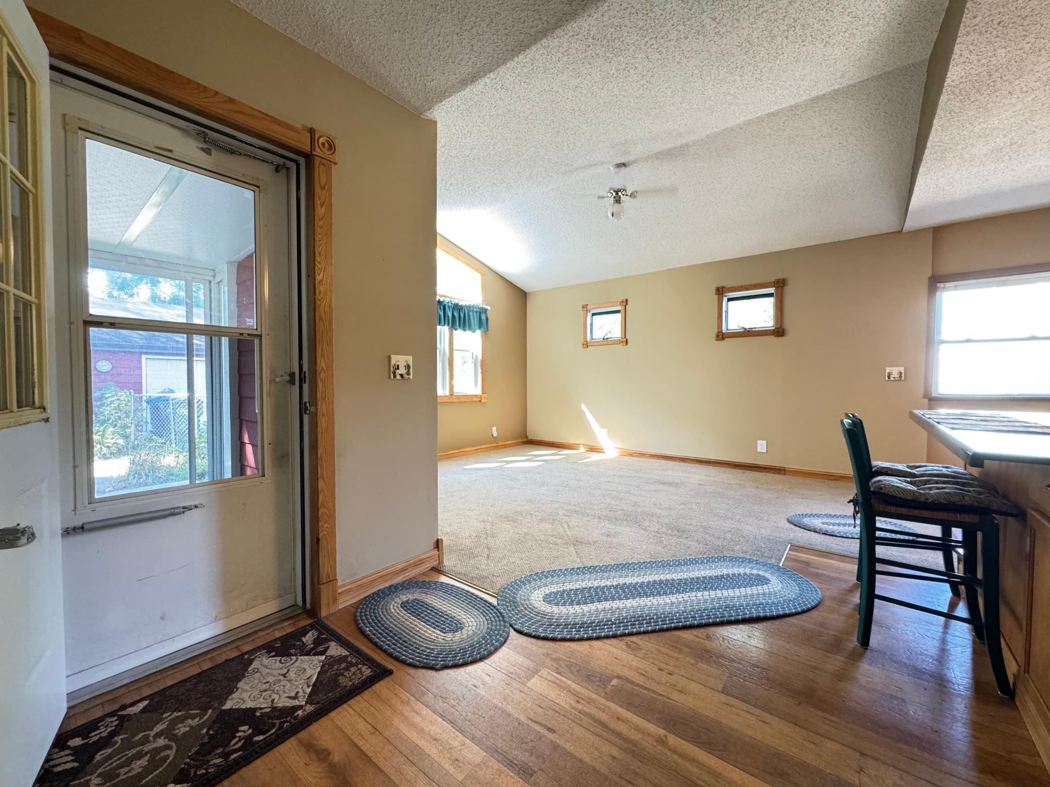 830 Sandhurst Drive W Property Photo 8