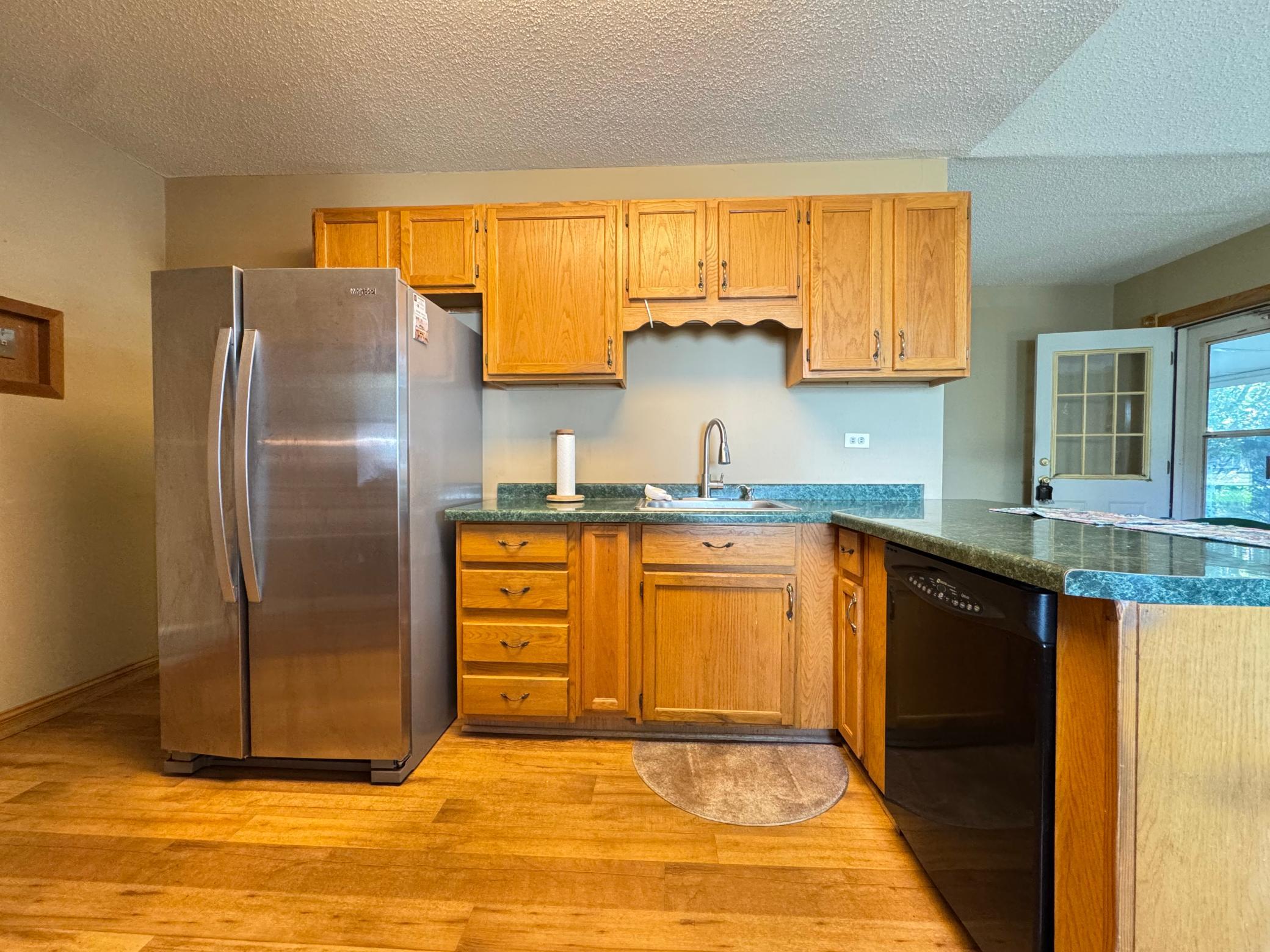 830 Sandhurst Drive W Property Photo 12
