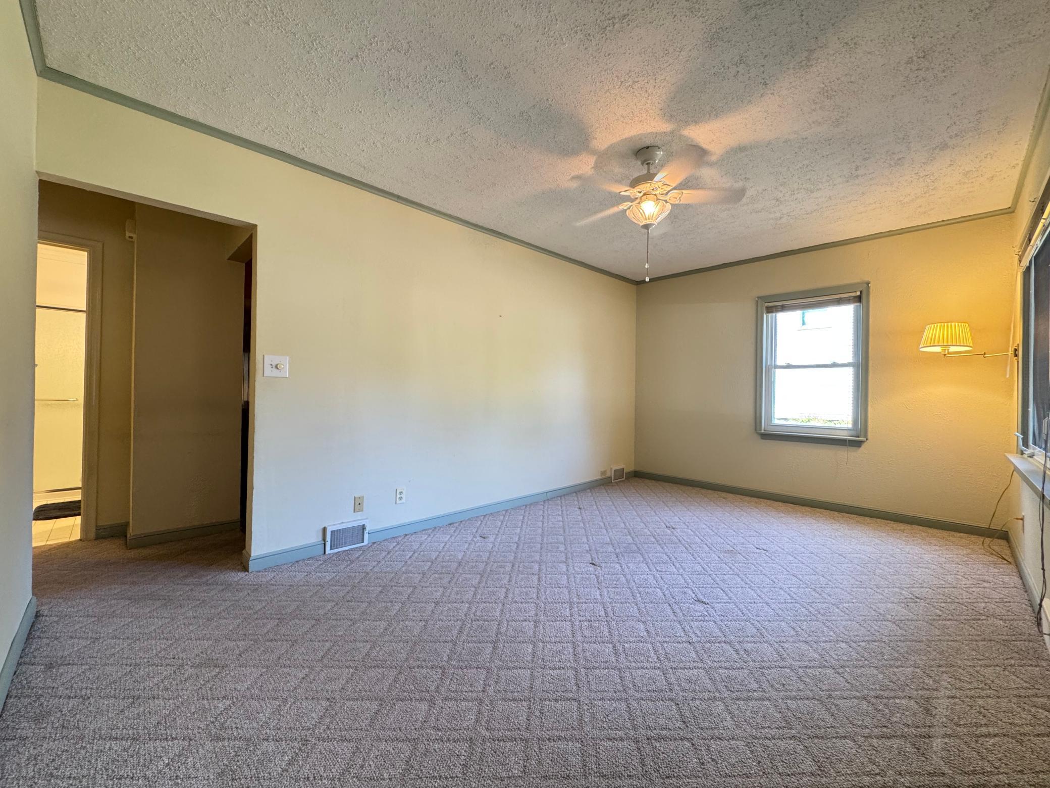 830 Sandhurst Drive W Property Photo 18