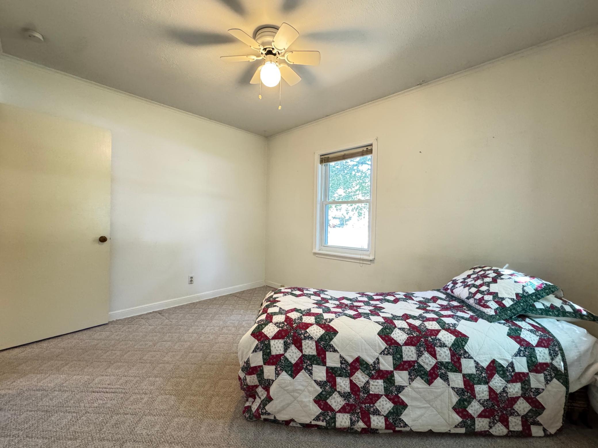 830 Sandhurst Drive W Property Photo 20