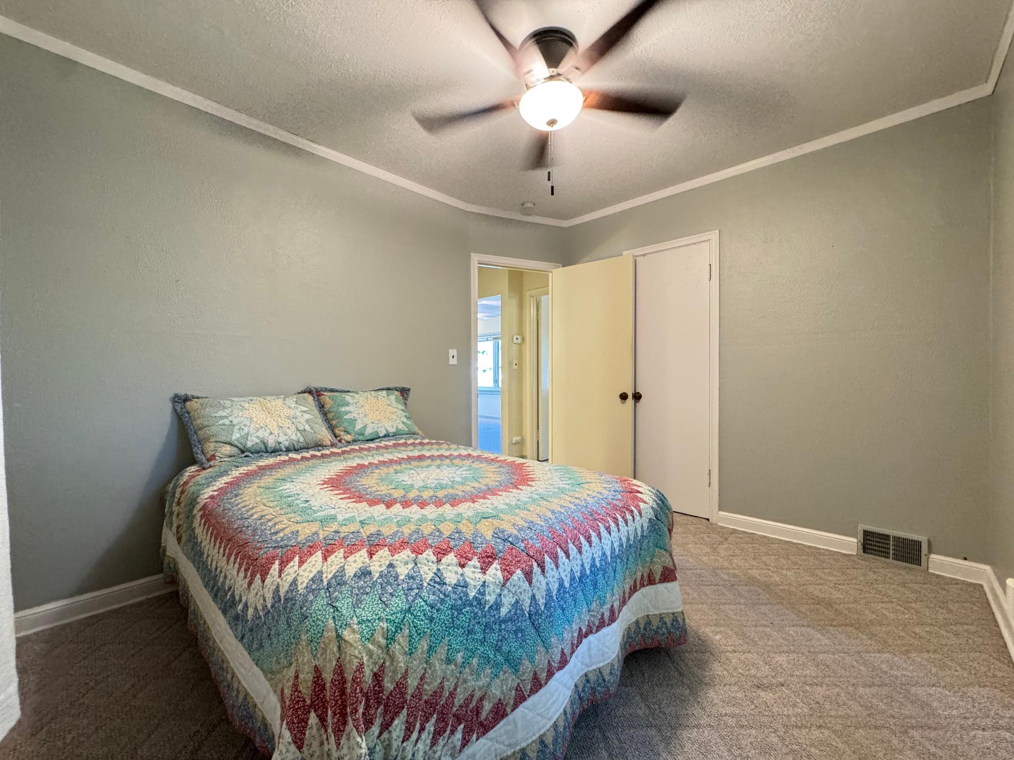 830 Sandhurst Drive W Property Photo 22