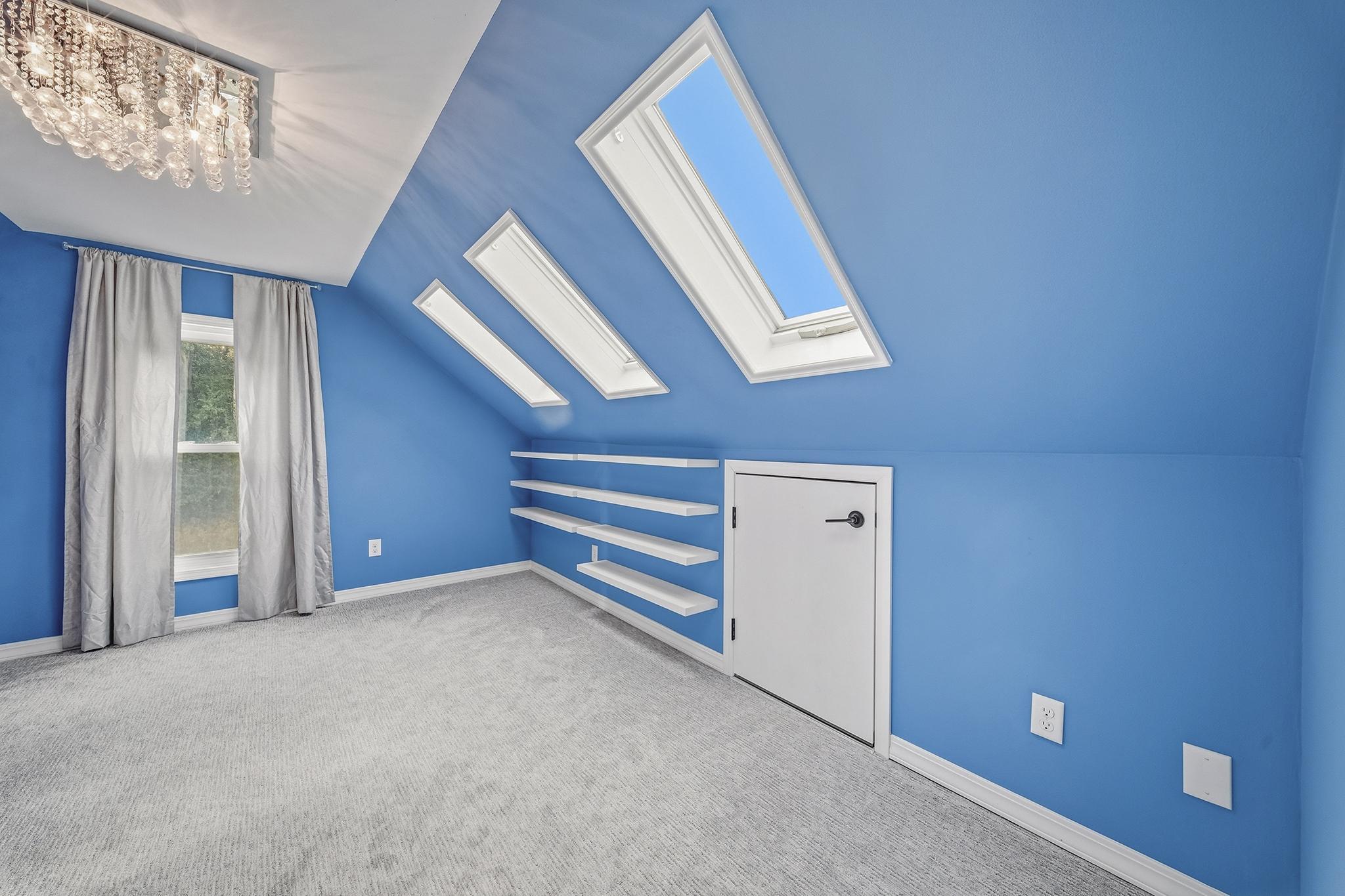 209 3rd Street Property Photo 25