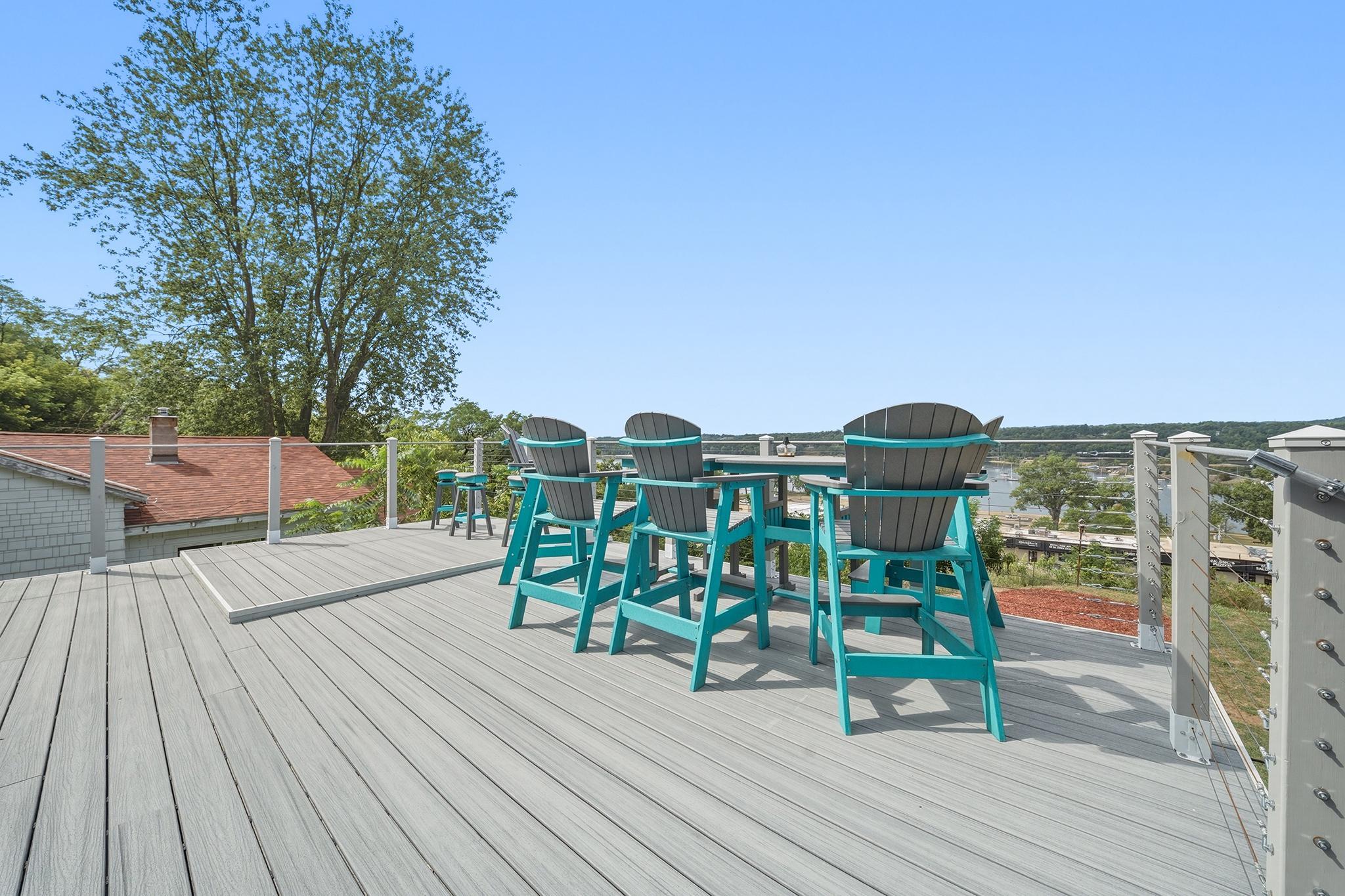 209 3rd Street Property Photo 38