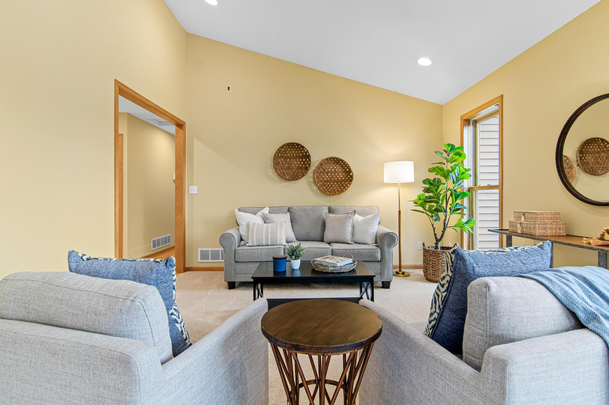 17213 Van Buren Street Ne Property Photo 1