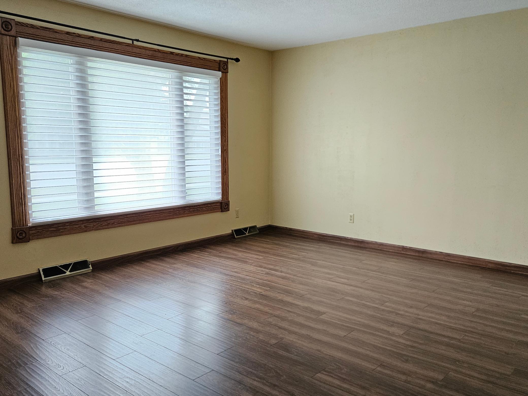 904 Willmar Avenue Se Property Photo 8