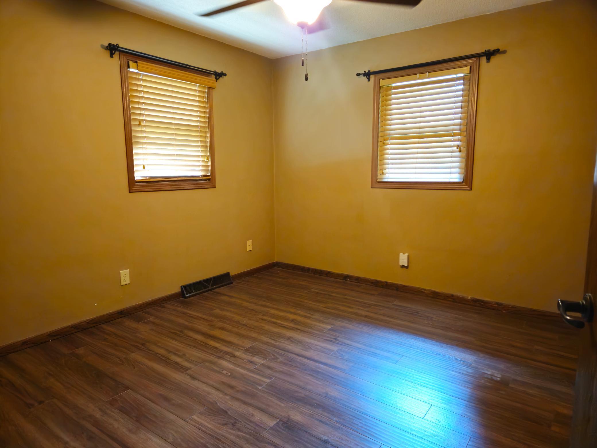 904 Willmar Avenue Se Property Photo 9