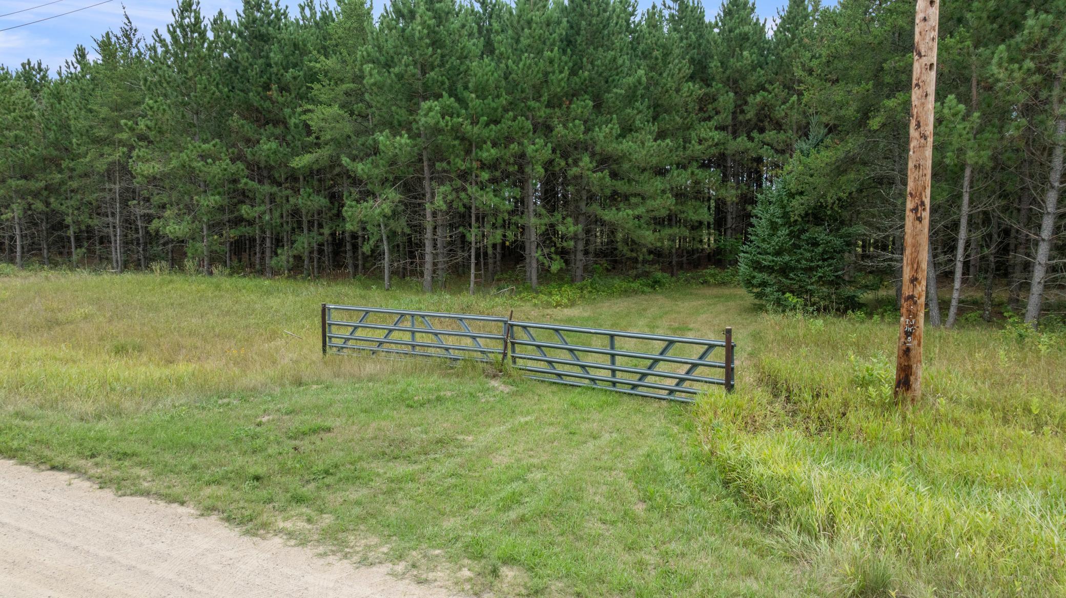 16921 320th Street Property Photo 28