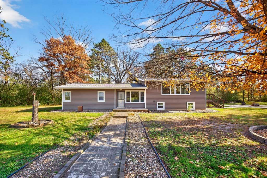 3425 Pinewood Road Se Property Photo 1