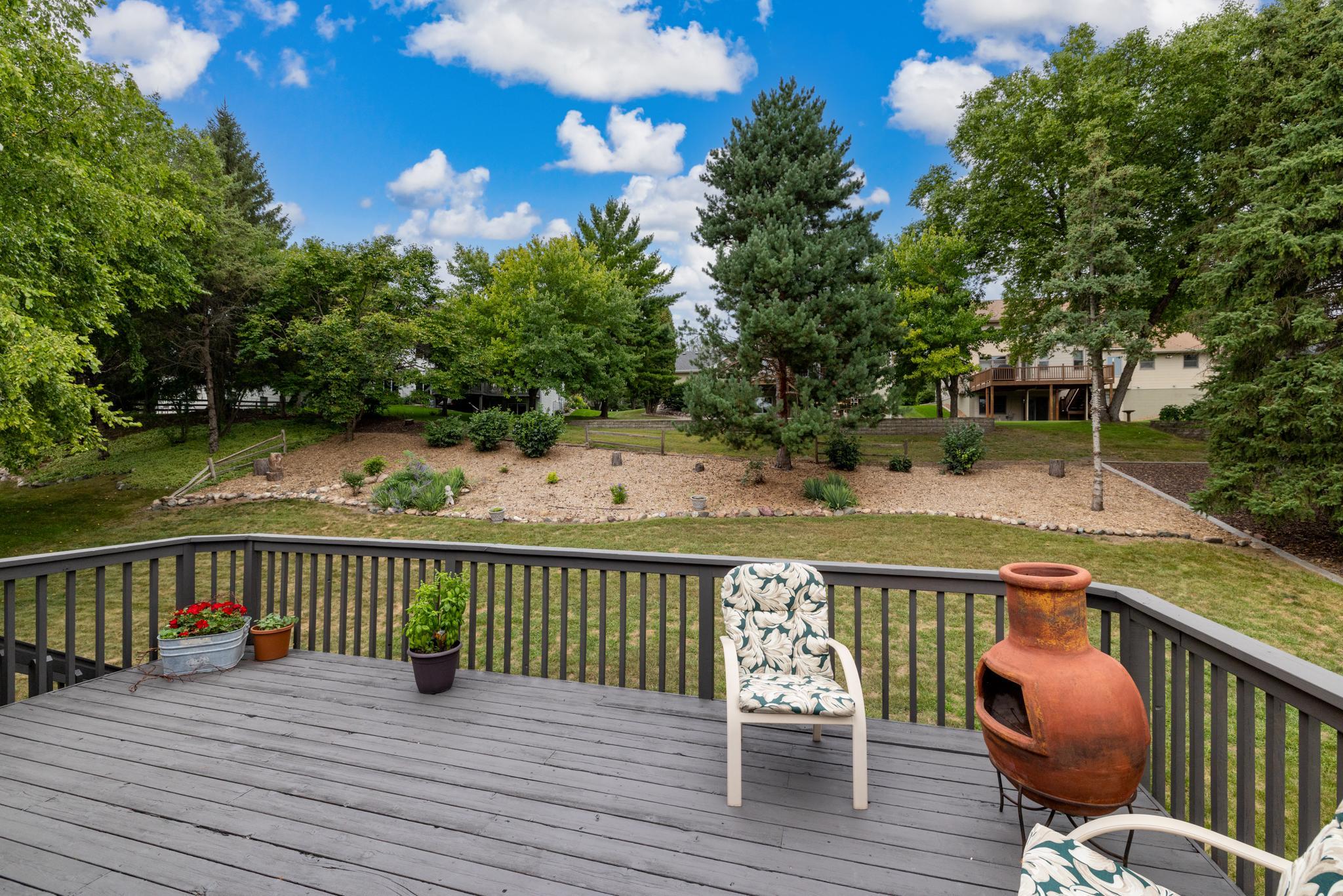 1123 Ridge Bluff Drive Property Photo 46