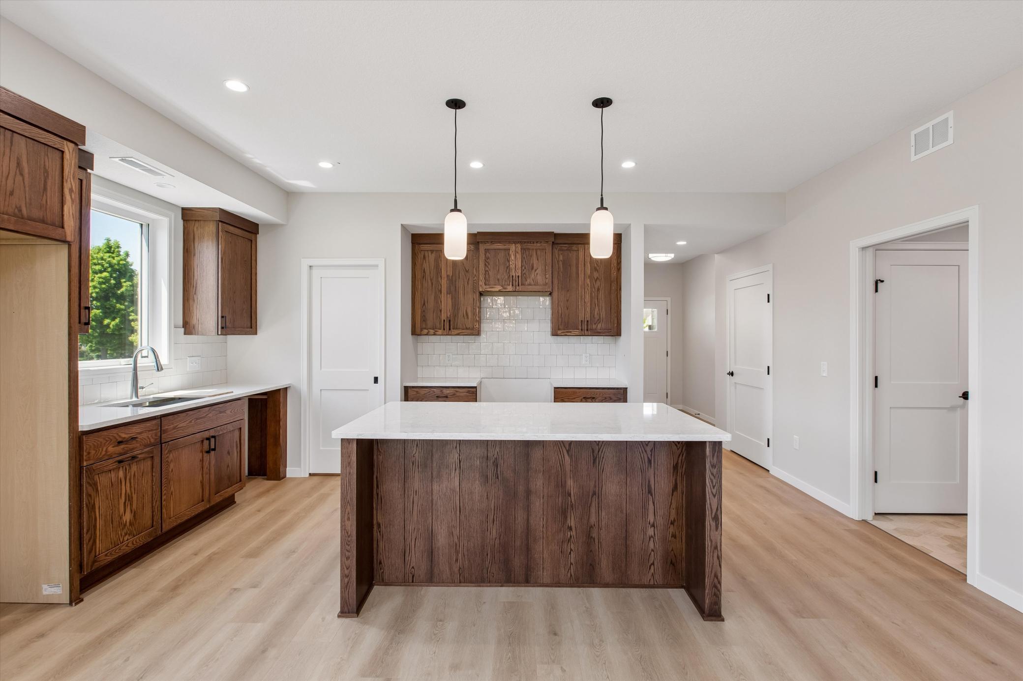 2015 Erie Drive Property Photo 12