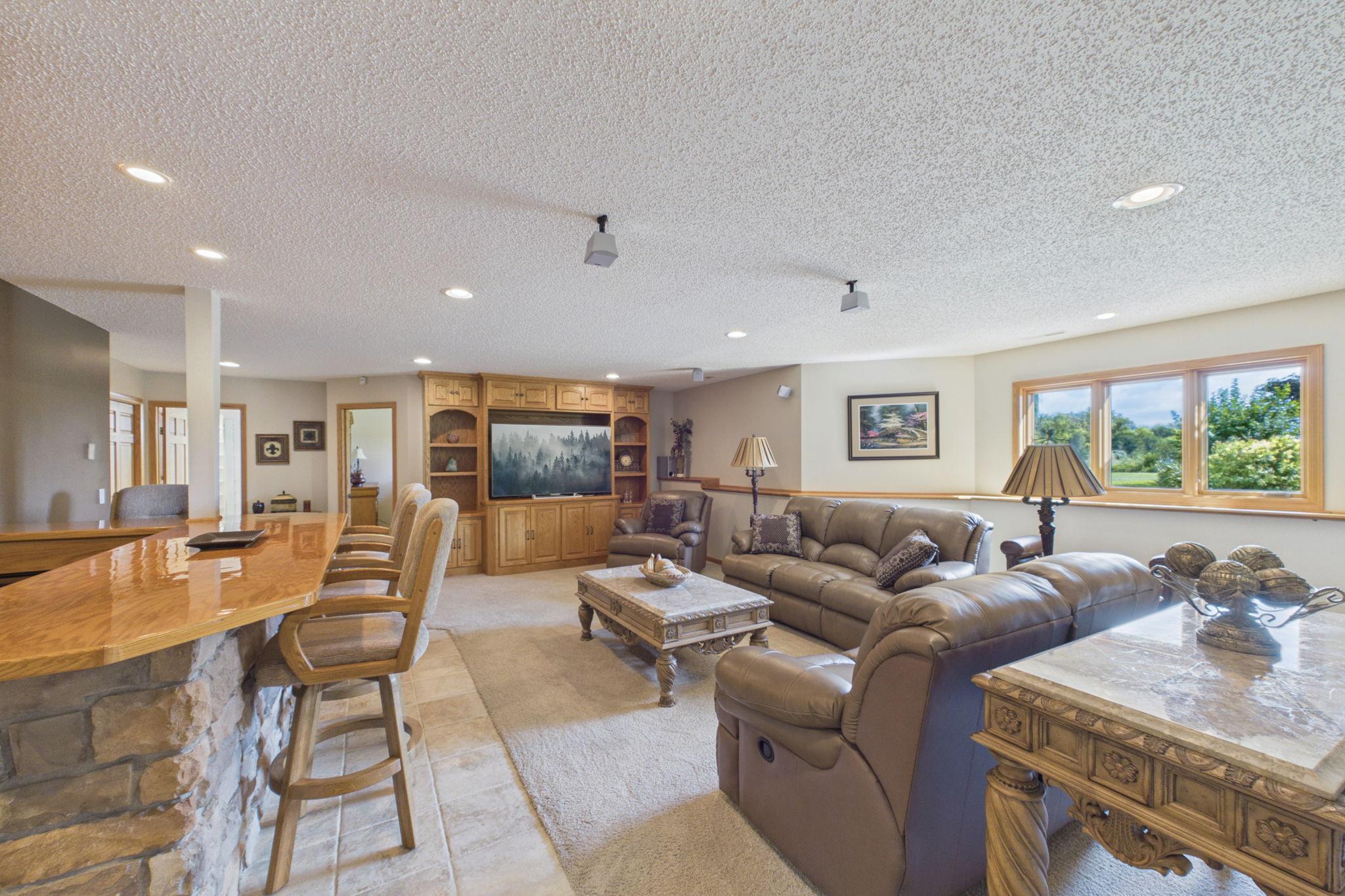 9810 Bechtold Road Property Photo 14