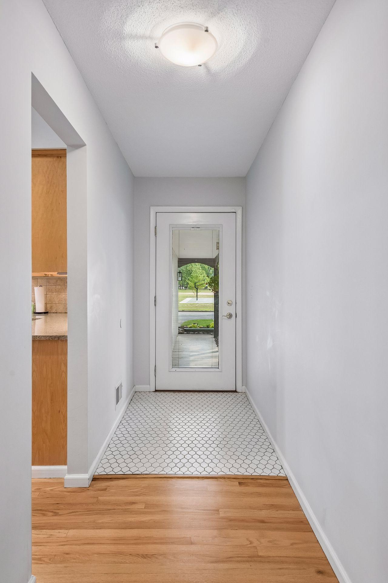 4440 Vandervork Avenue Property Photo 13