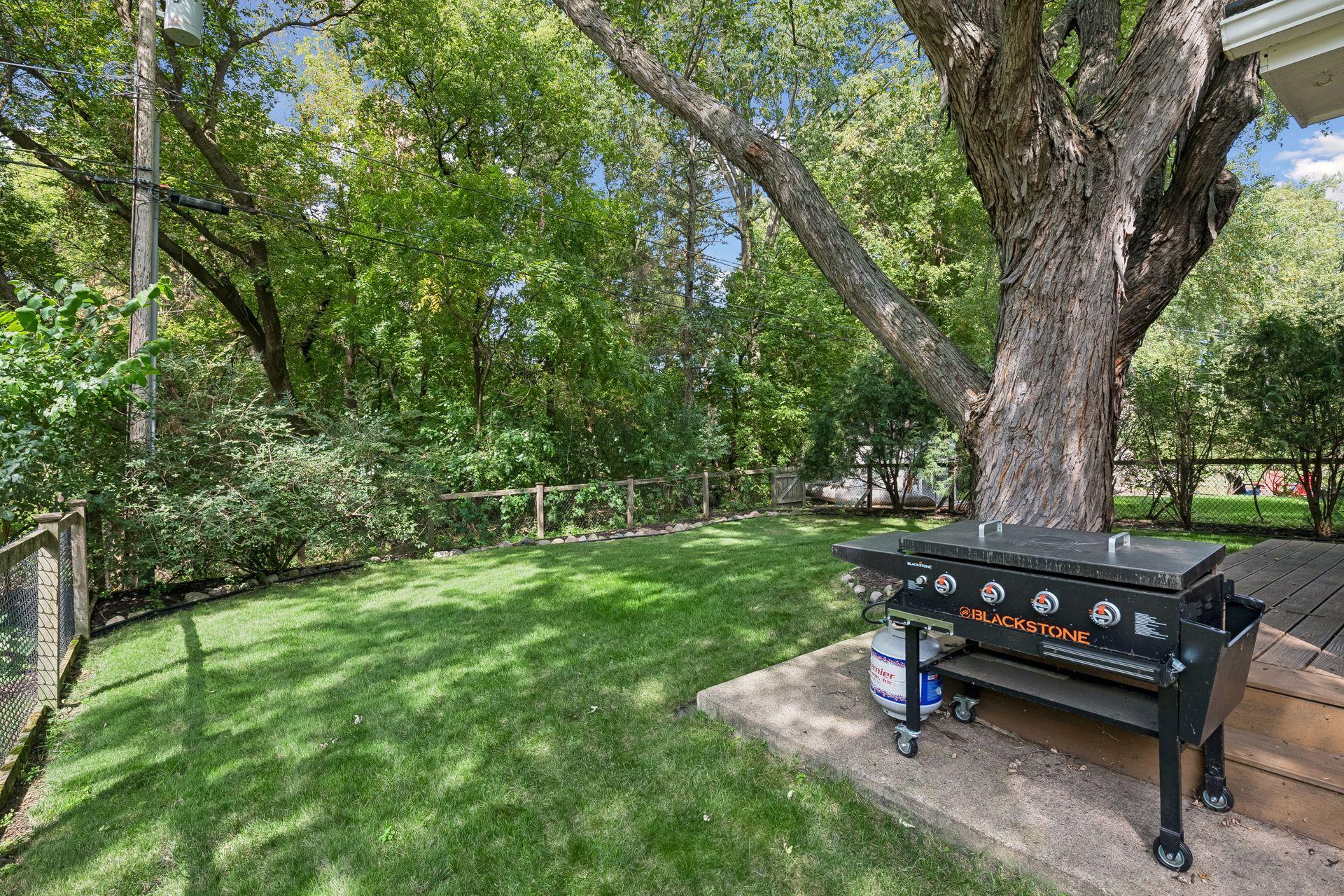4440 Vandervork Avenue Property Photo 47