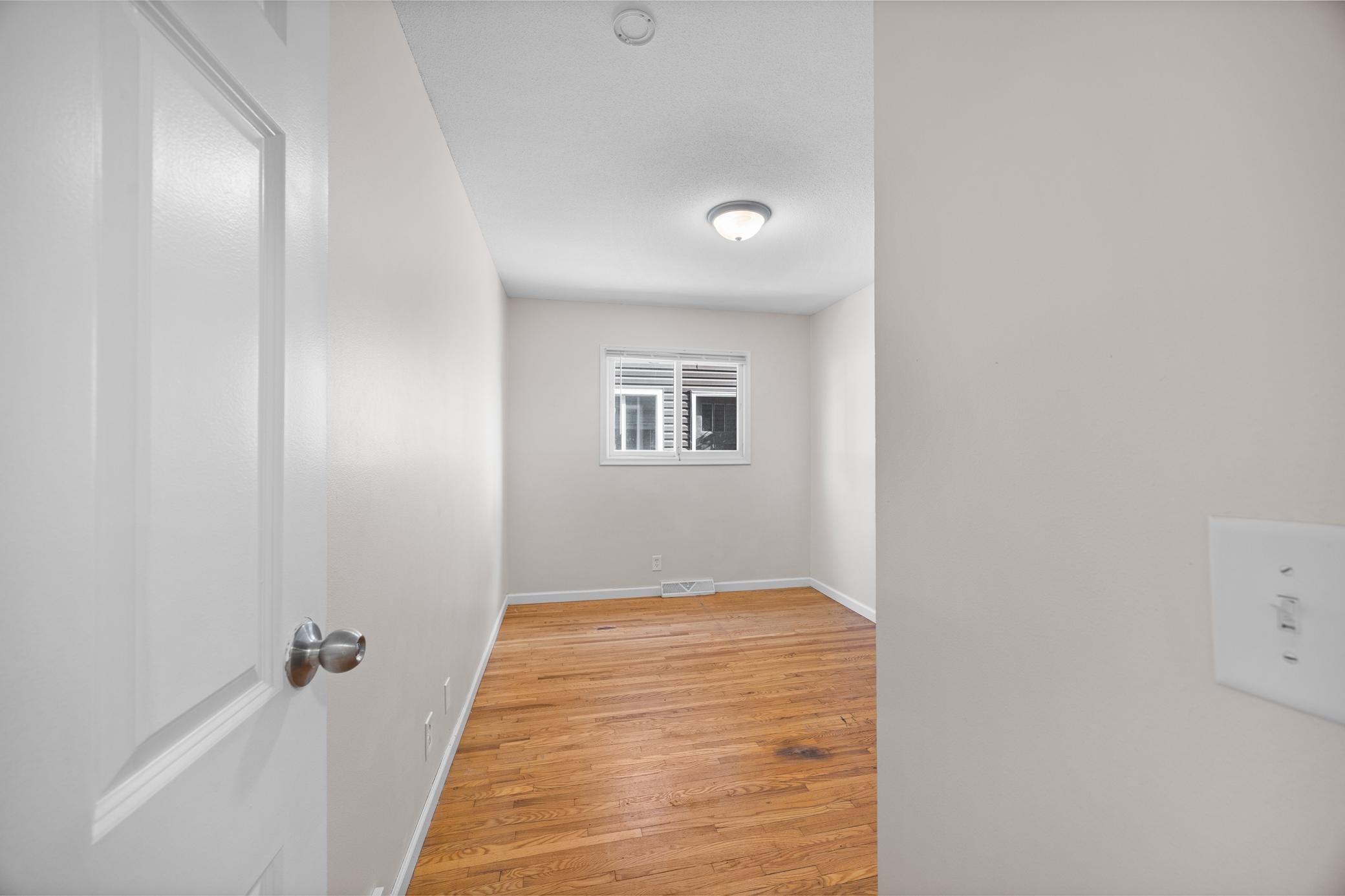 5936 Washburn Avenue S Property Photo 17