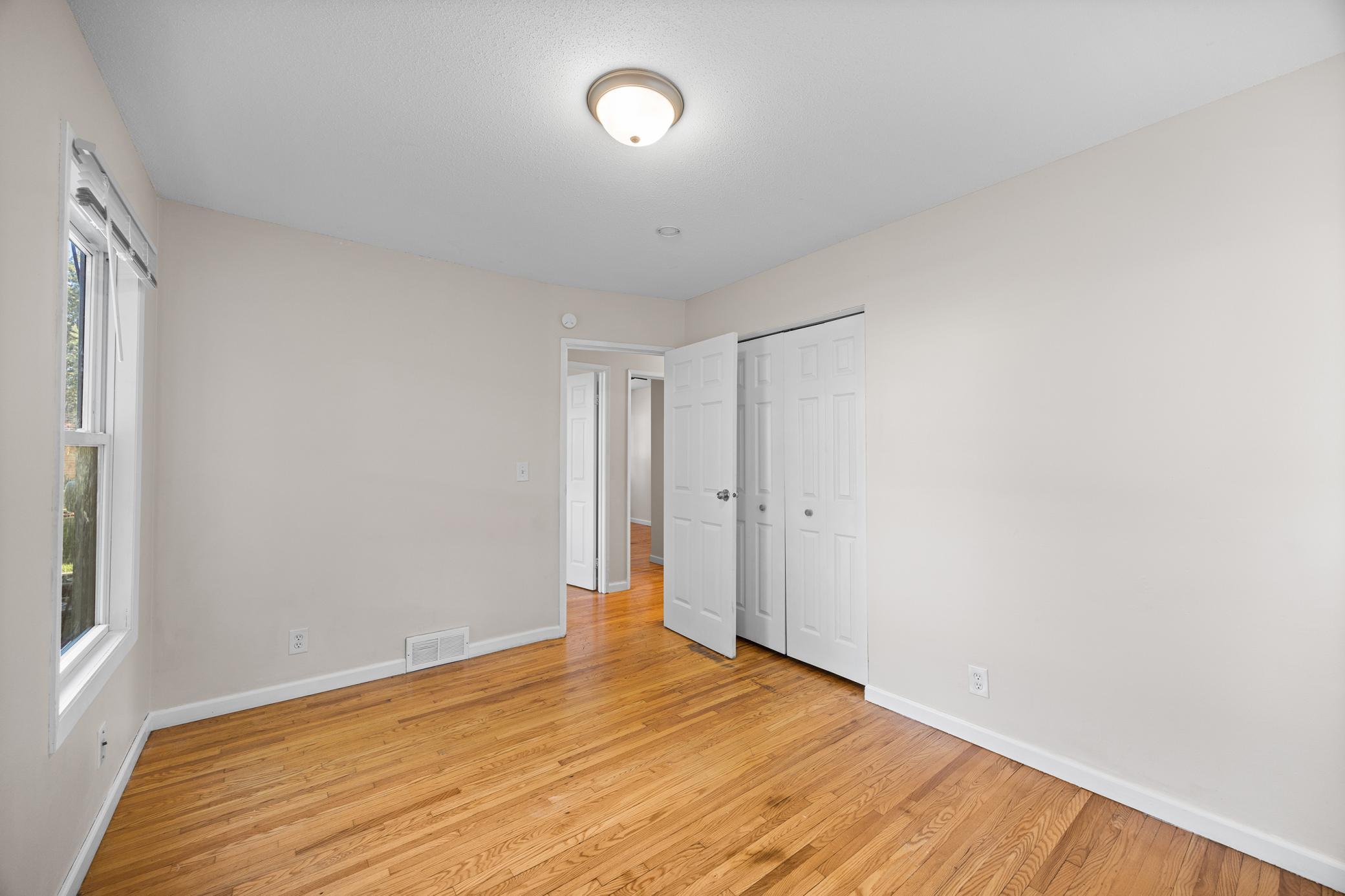 5936 Washburn Avenue S Property Photo 21