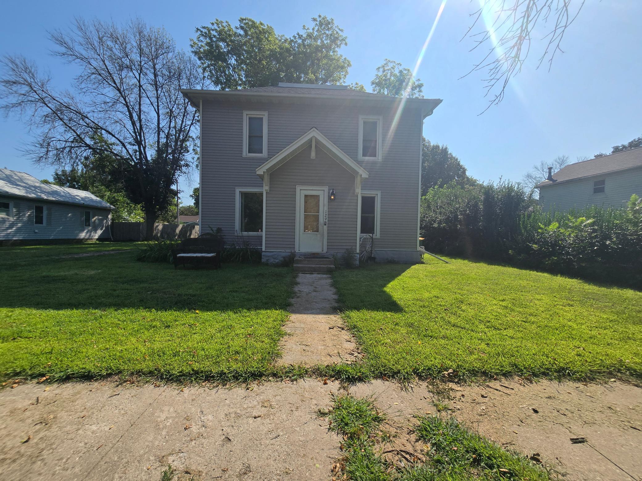 129 S Main Street Property Photo 1