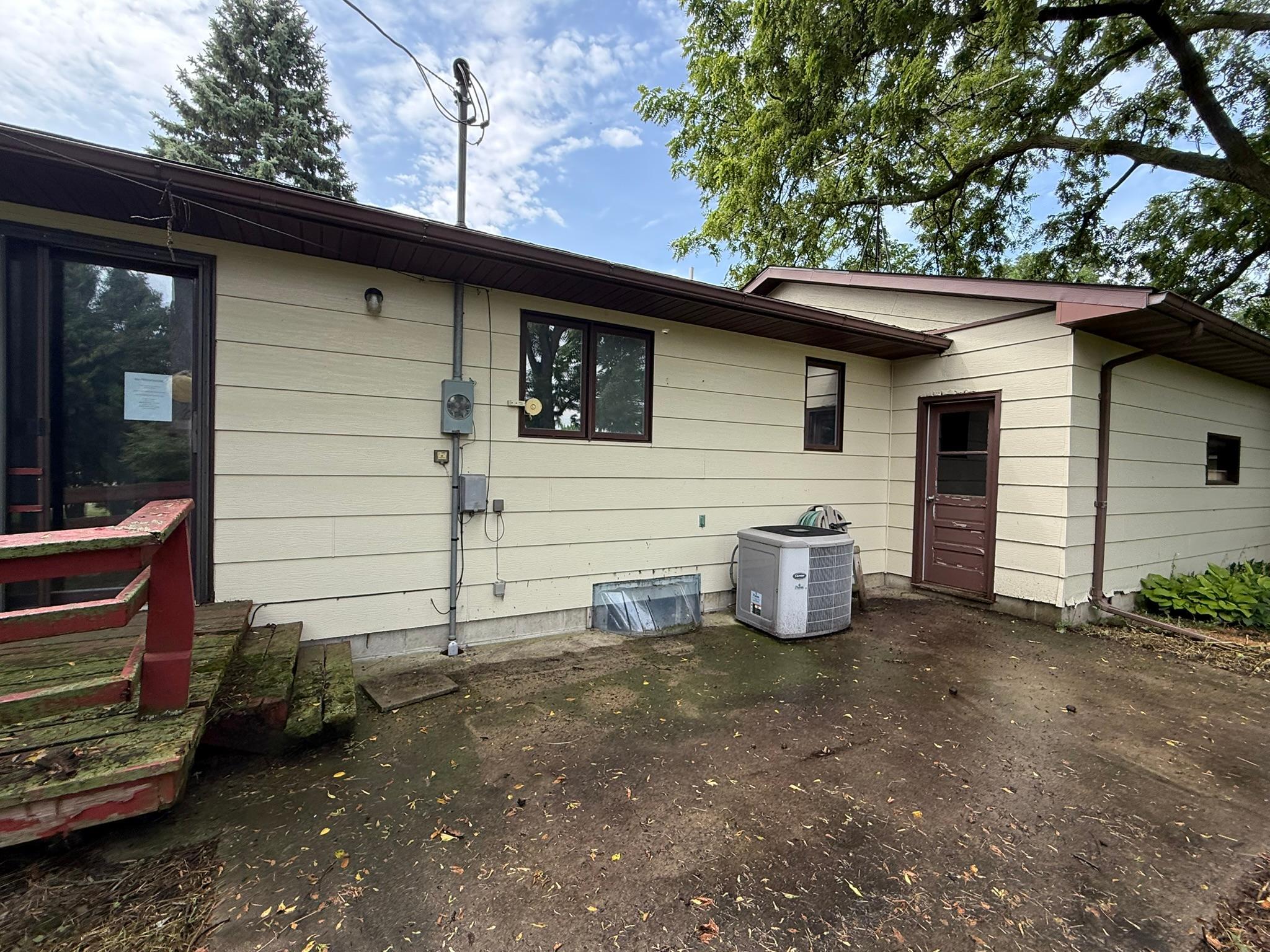 388 E Main Street Property Photo 3