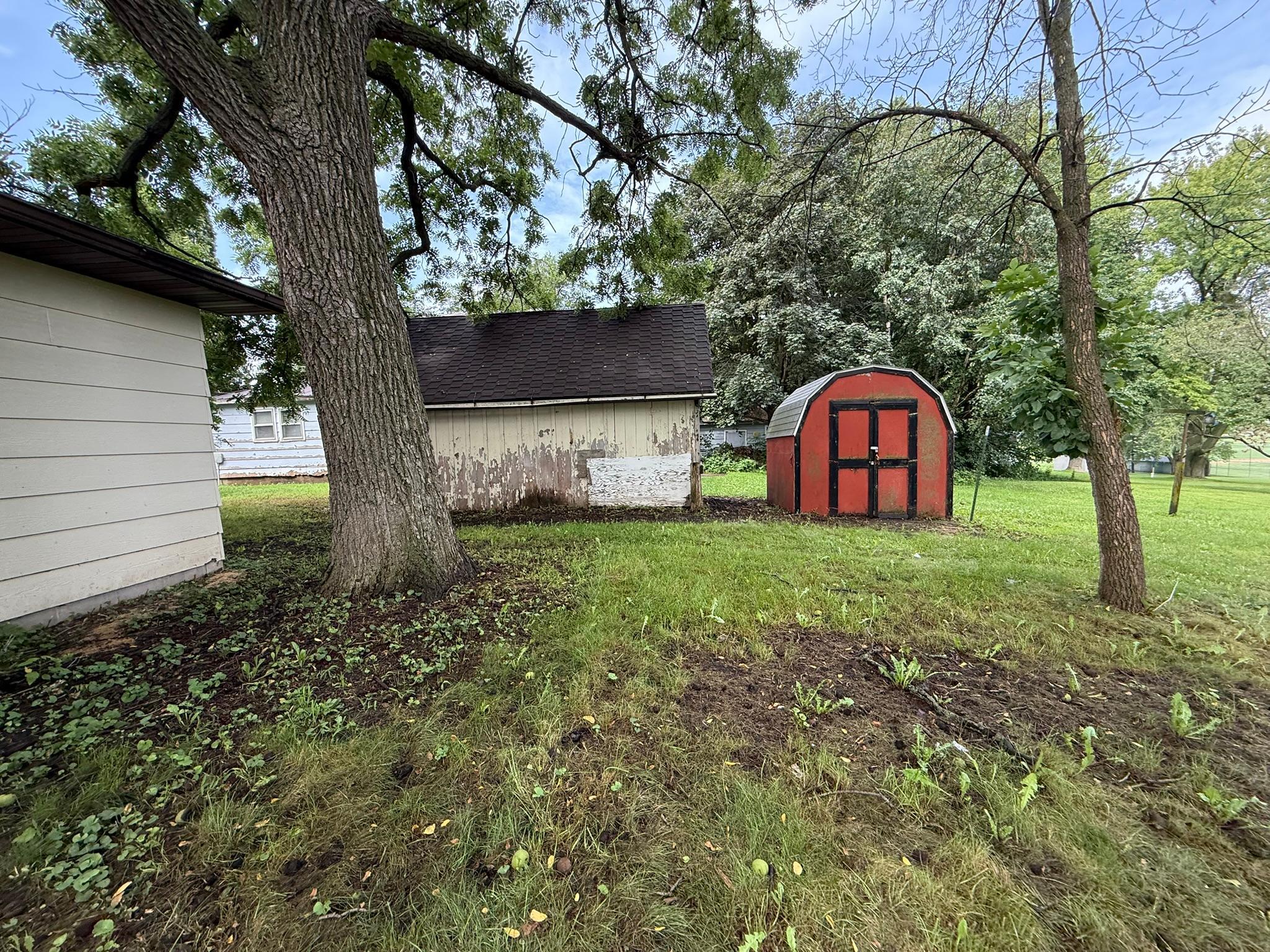 388 E Main Street Property Photo 5