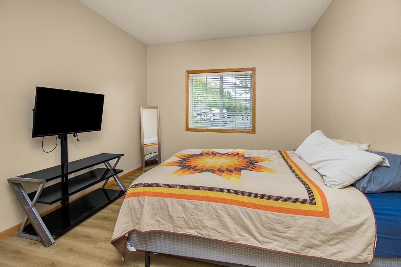 1105 Iris Drive Property Photo 13
