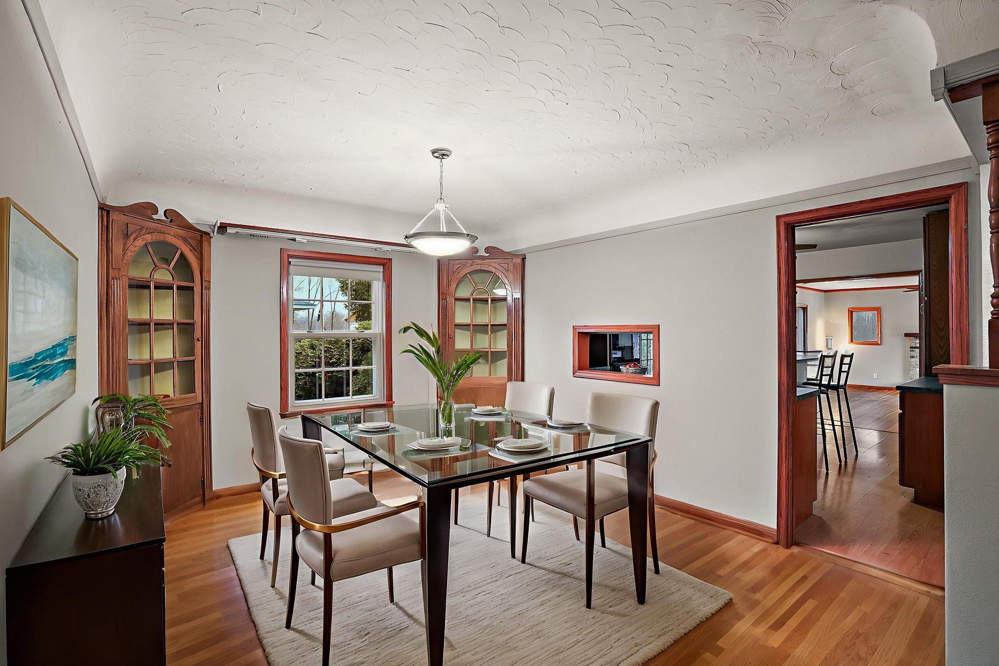 15717 Clayton Avenue E Property Photo 14