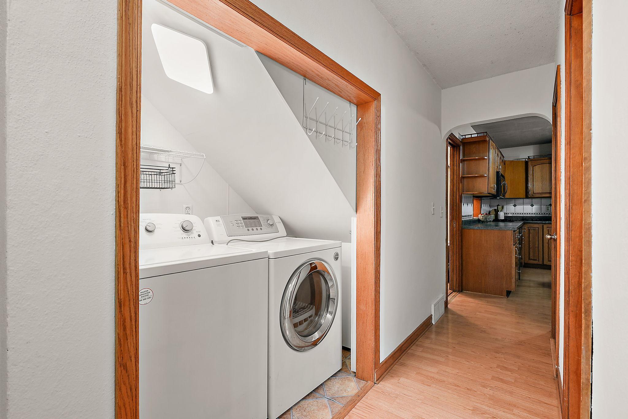 15717 Clayton Avenue E Property Photo 24