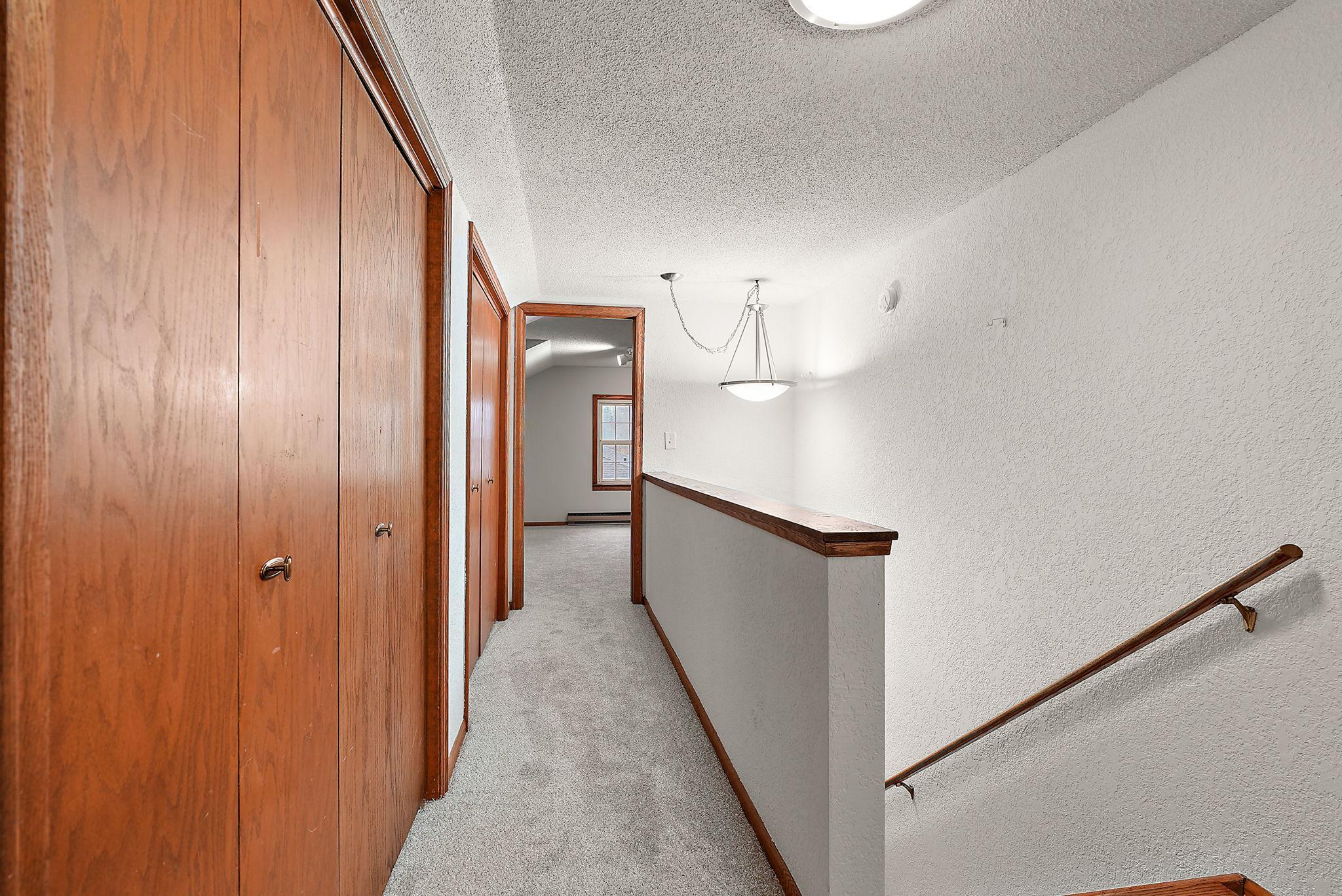 15717 Clayton Avenue E Property Photo 32