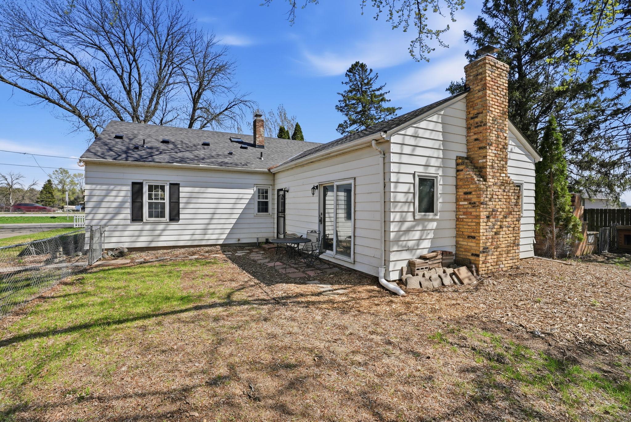 15717 Clayton Avenue E Property Photo 44