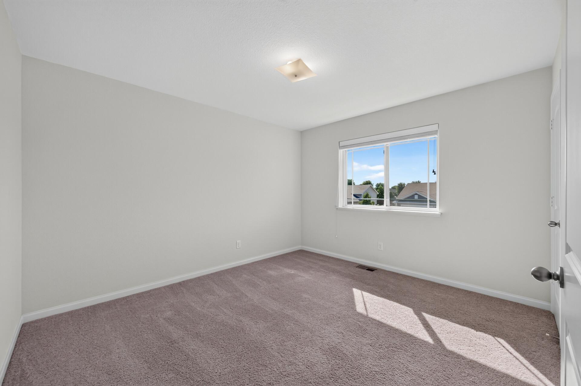 19077 Eagle Lake Road S Property Photo 18